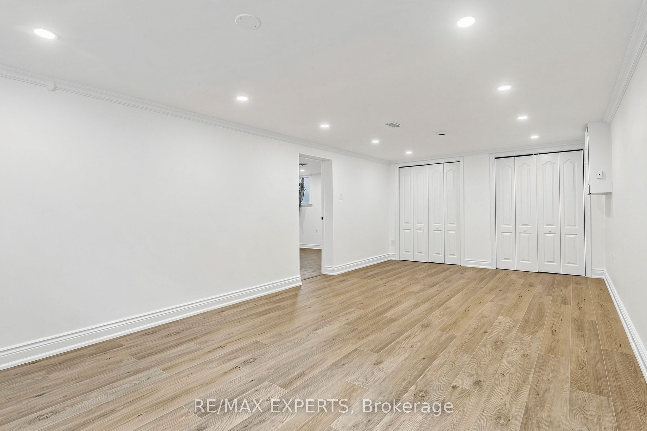 8 Longbridge Road Property Photo 34