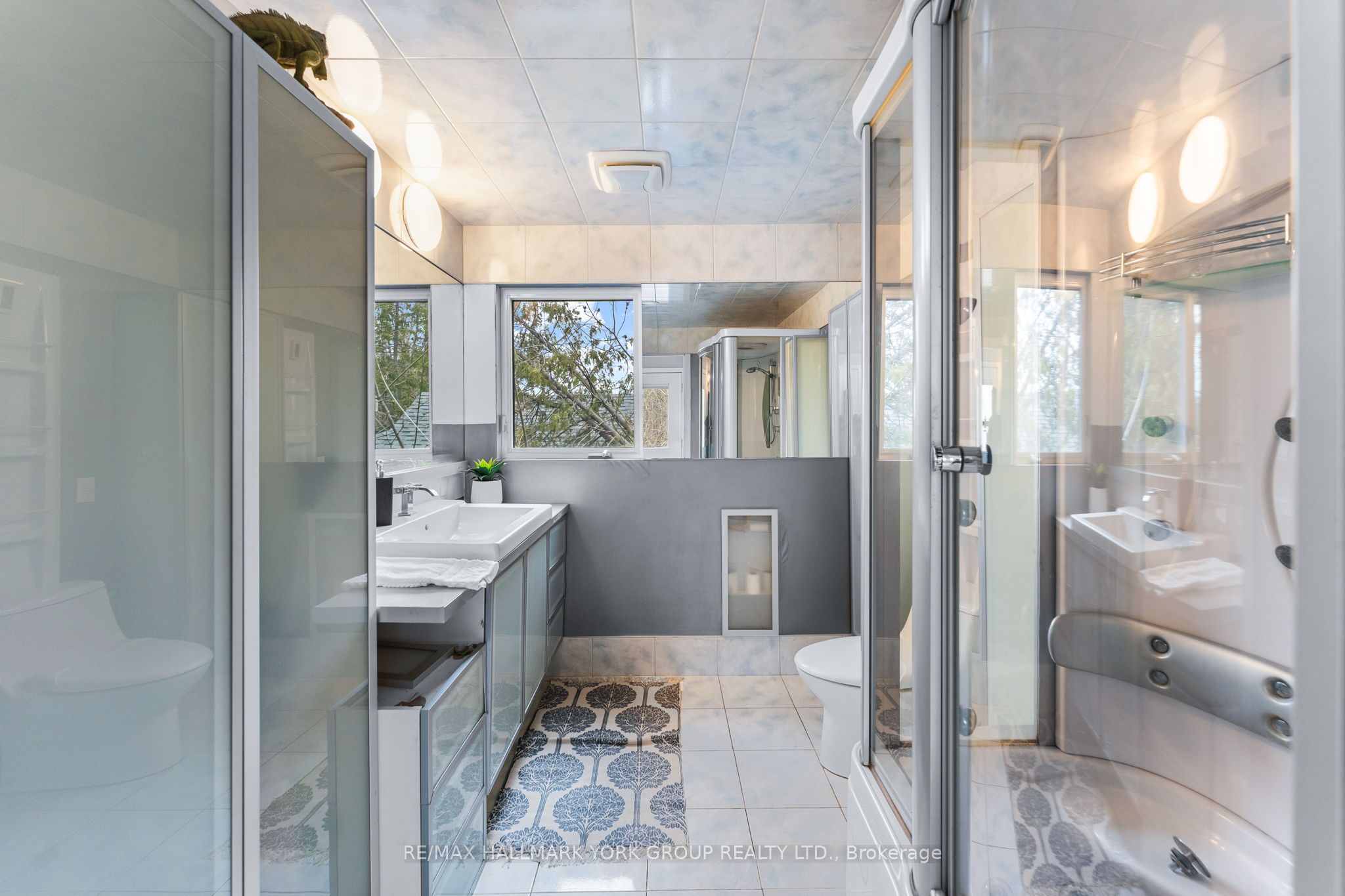 55 Malone Road Property Photo 30