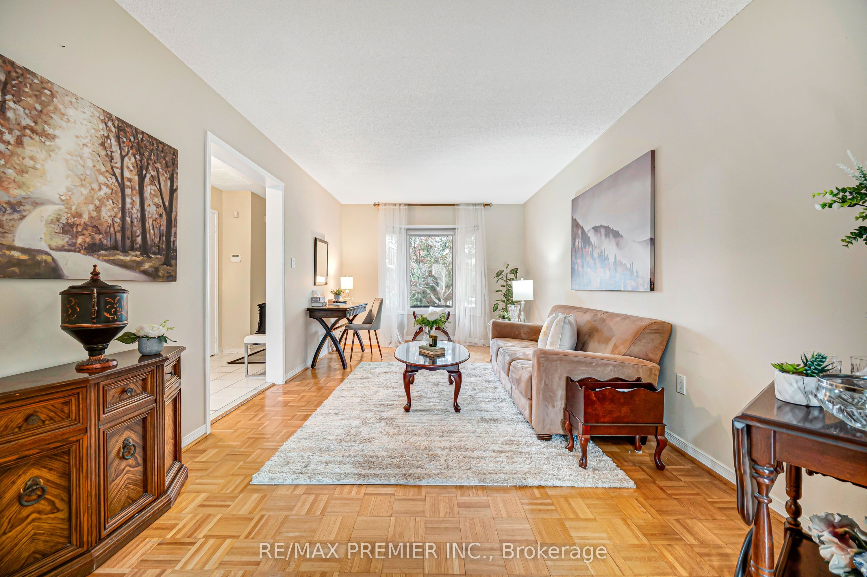90 Pentland Crescent Property Photo 12