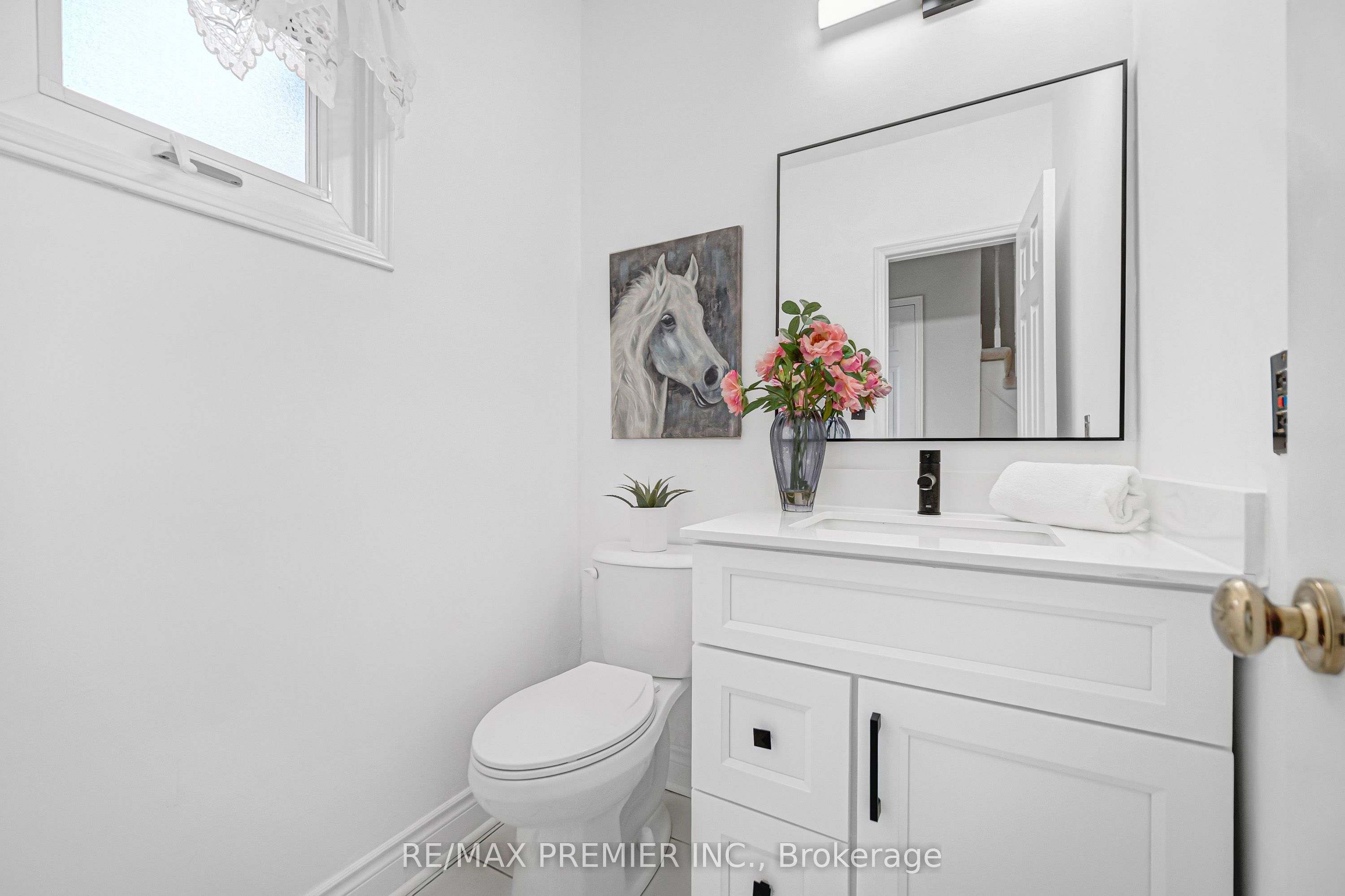 90 Pentland Crescent Property Photo 23