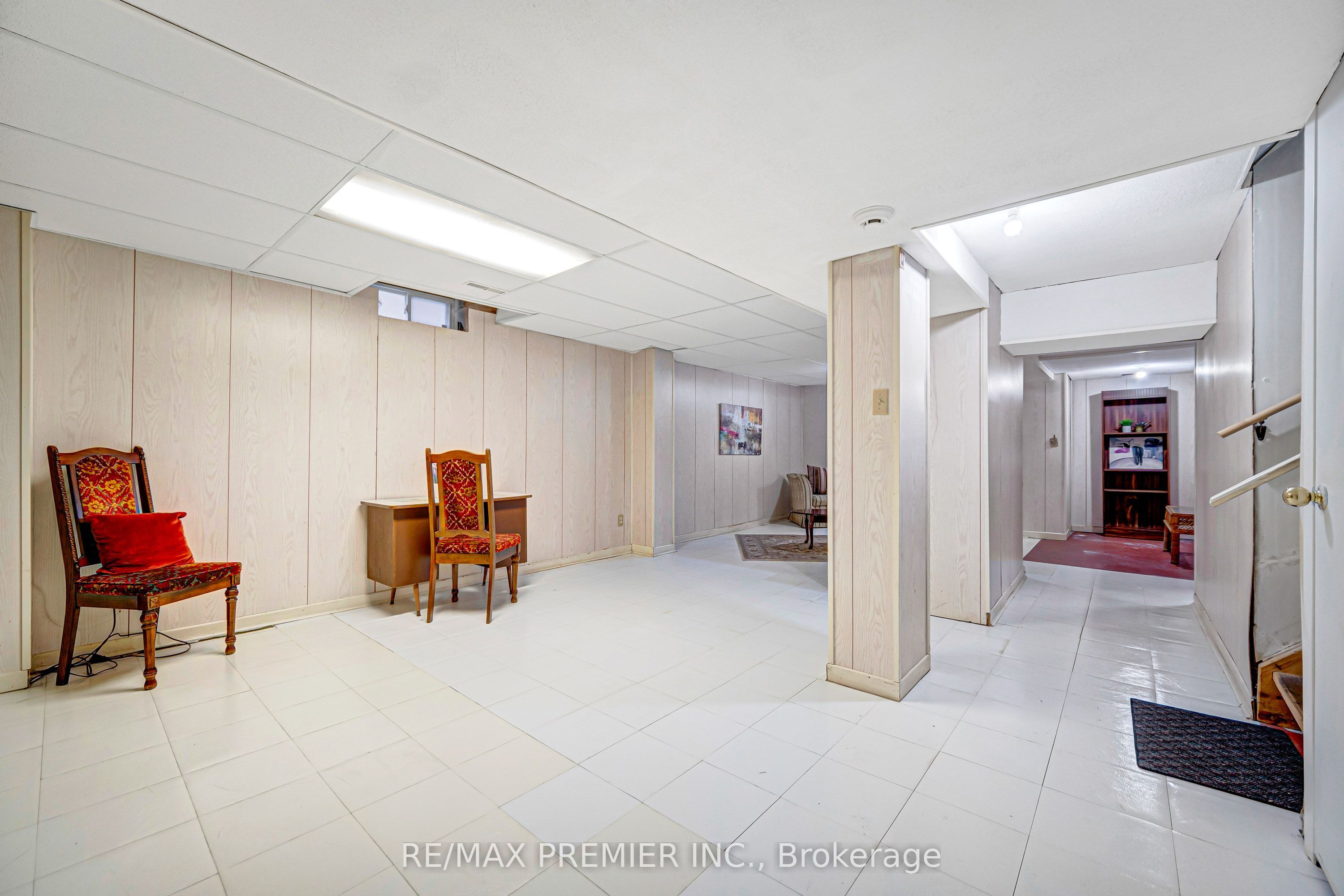 90 Pentland Crescent Property Photo 35