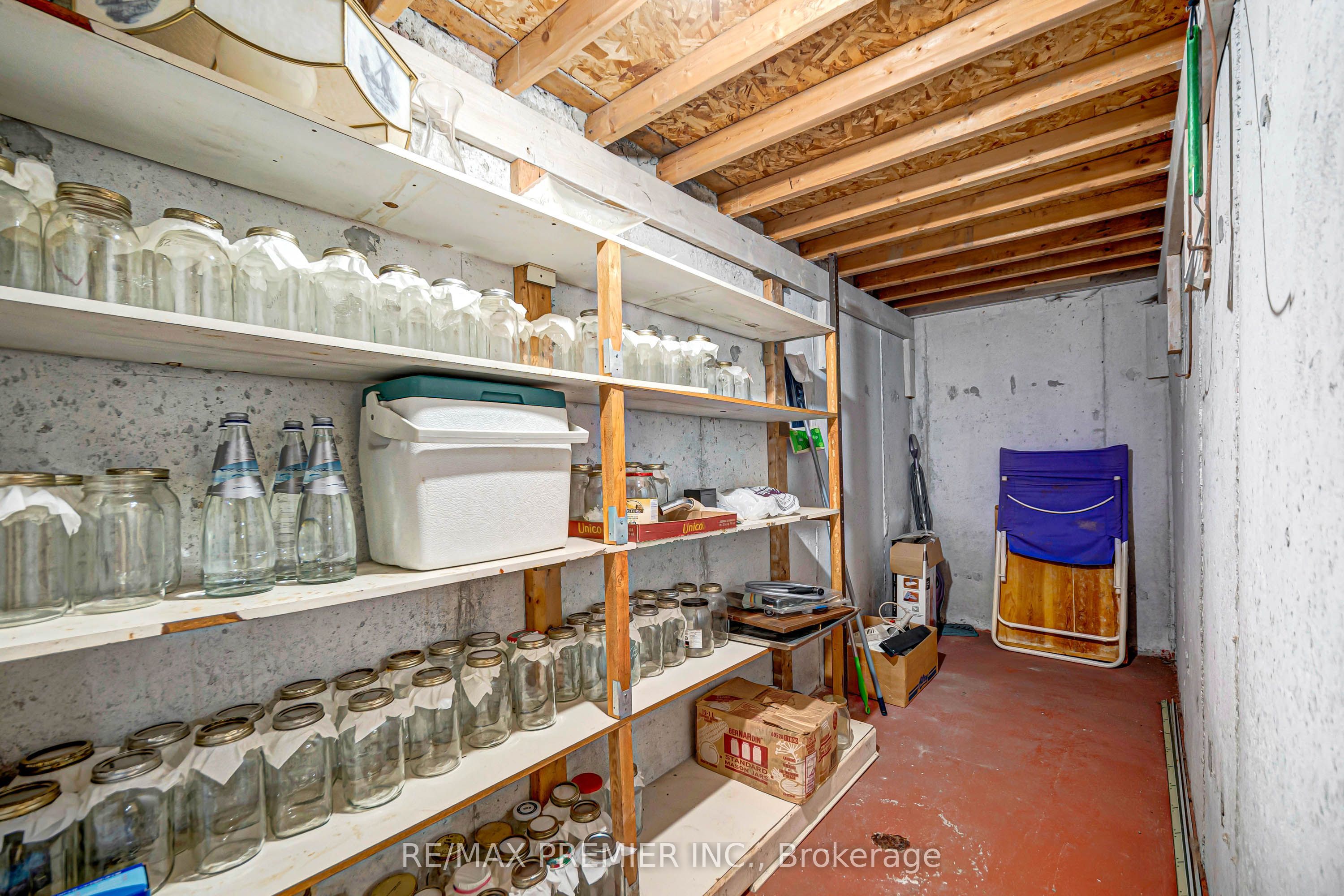 90 Pentland Crescent Property Photo 42
