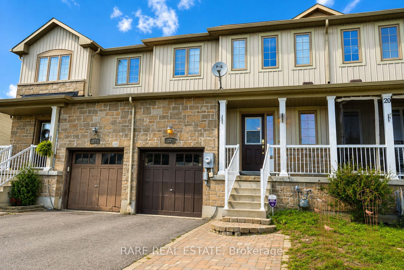 22 Admiral Crescent Property Photo 1