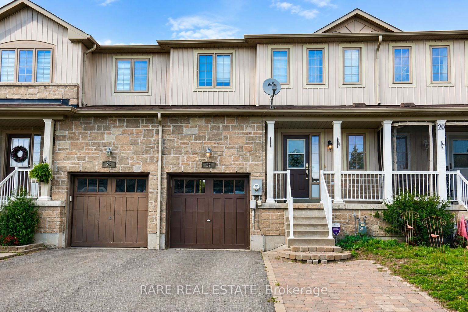 22 Admiral Crescent Property Photo 2