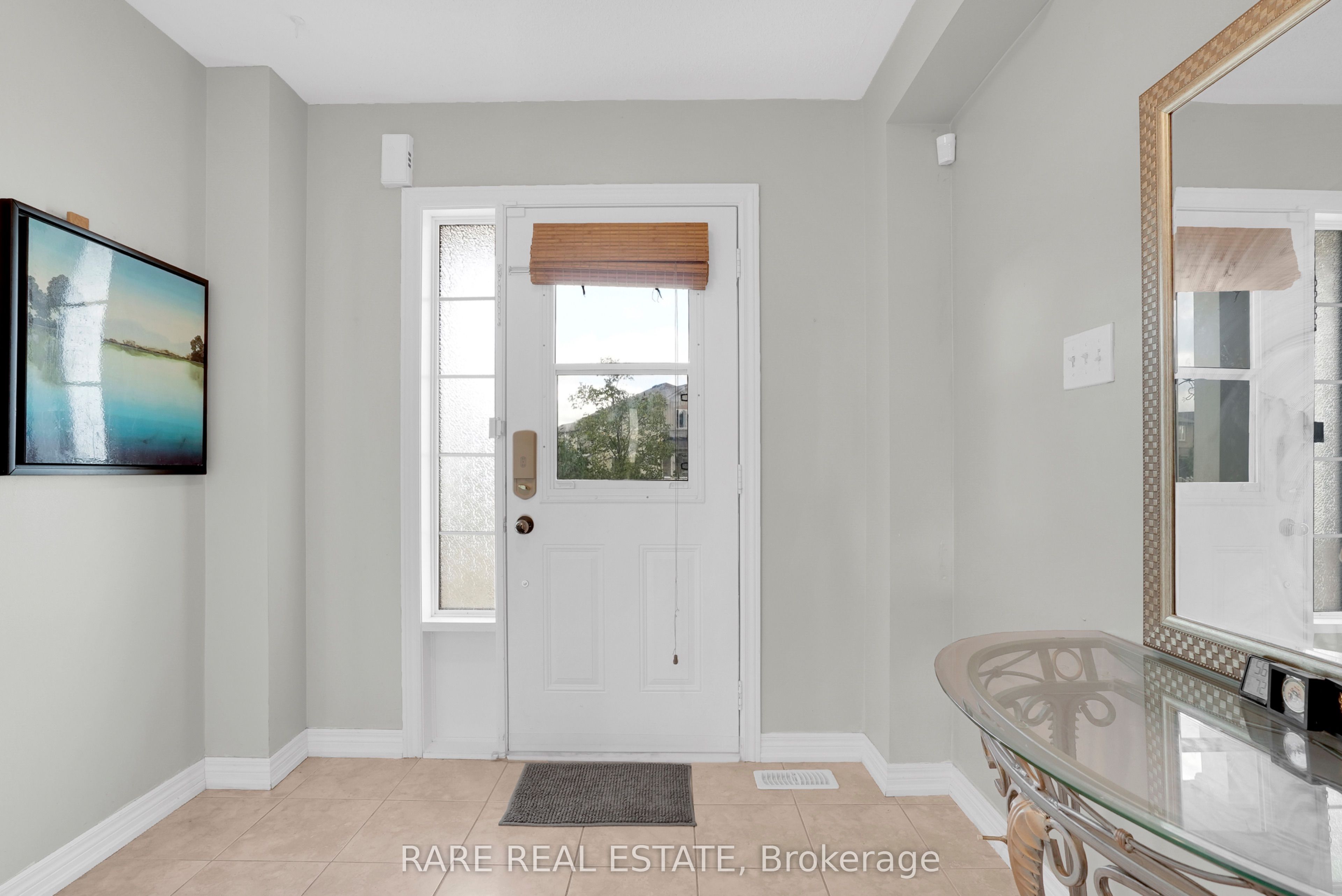 22 Admiral Crescent Property Photo 9