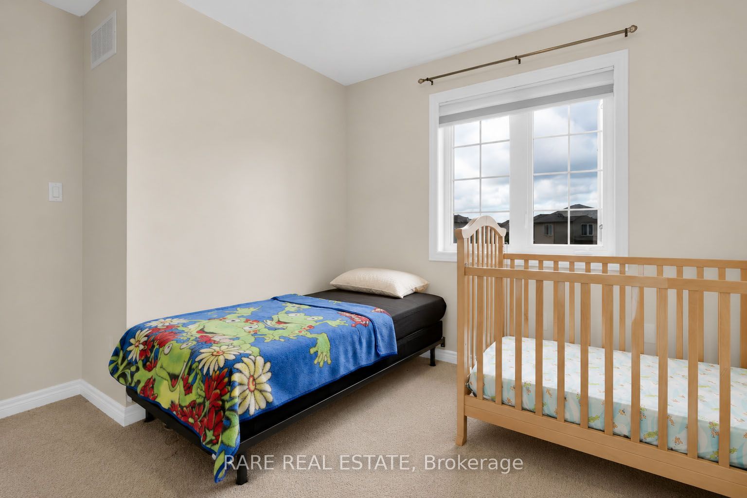 22 Admiral Crescent Property Photo 15