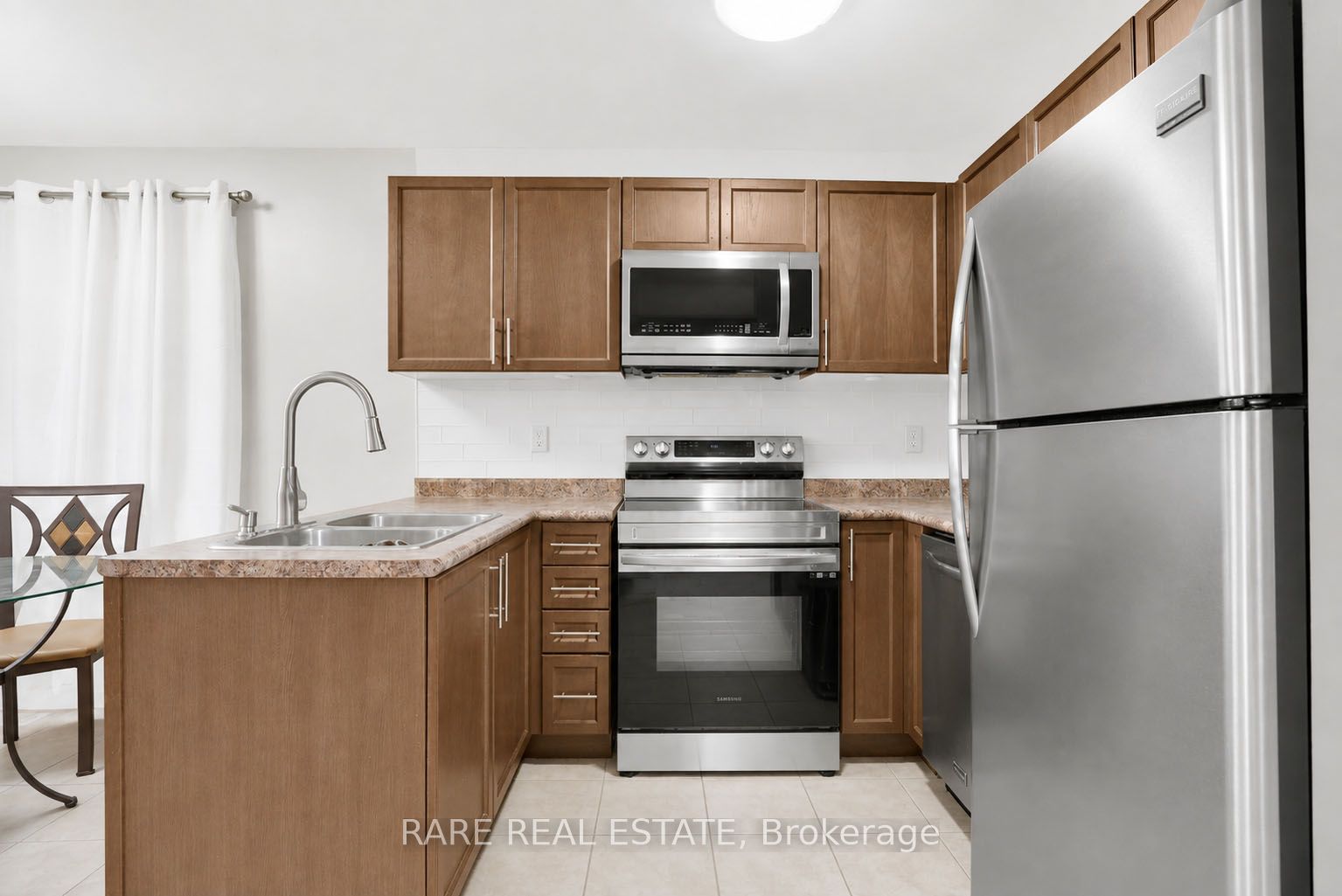 22 Admiral Crescent Property Photo 19