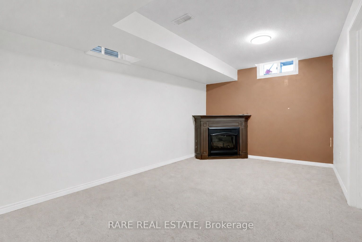22 Admiral Crescent Property Photo 22
