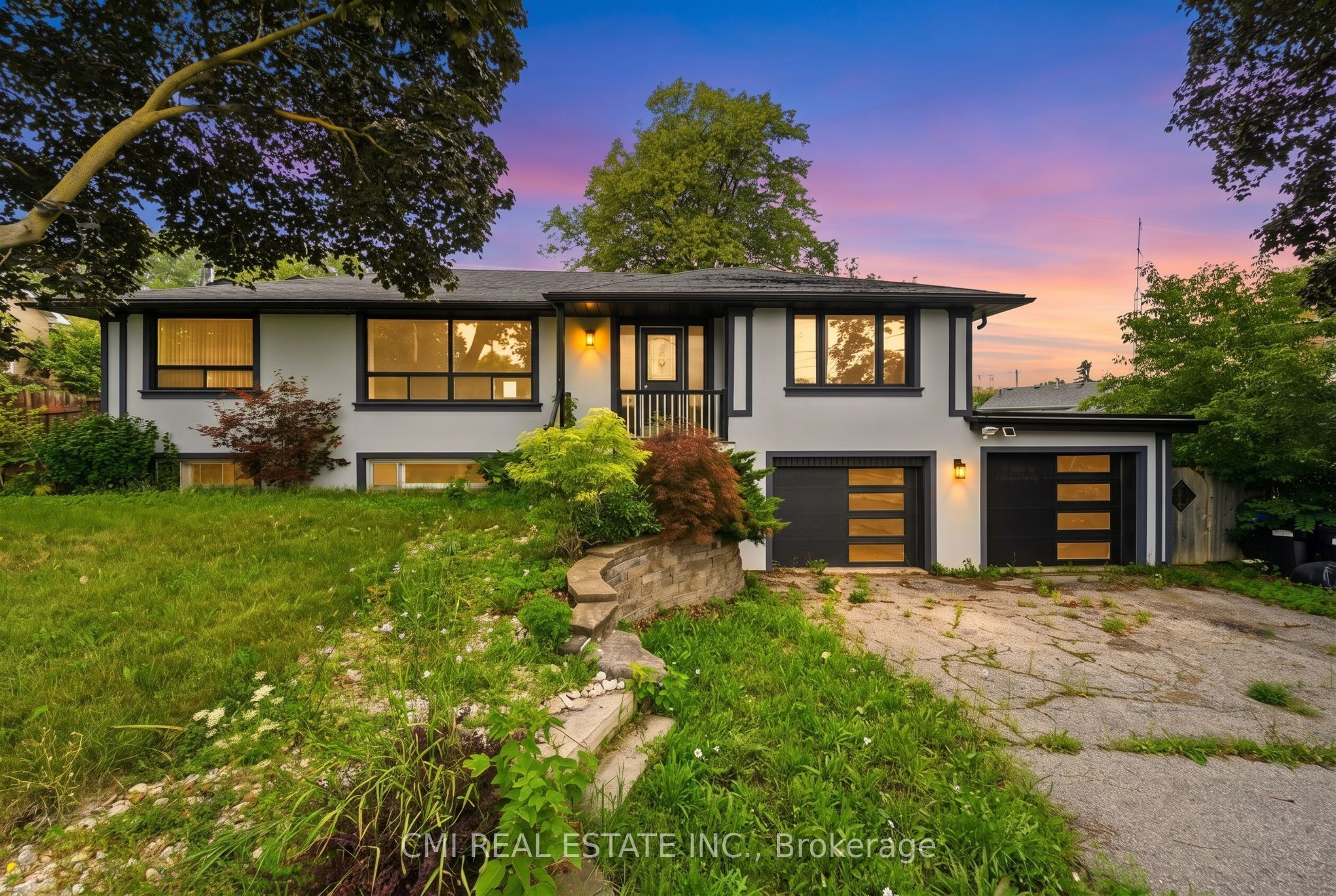 194 Simcoe Road Property Photo 1