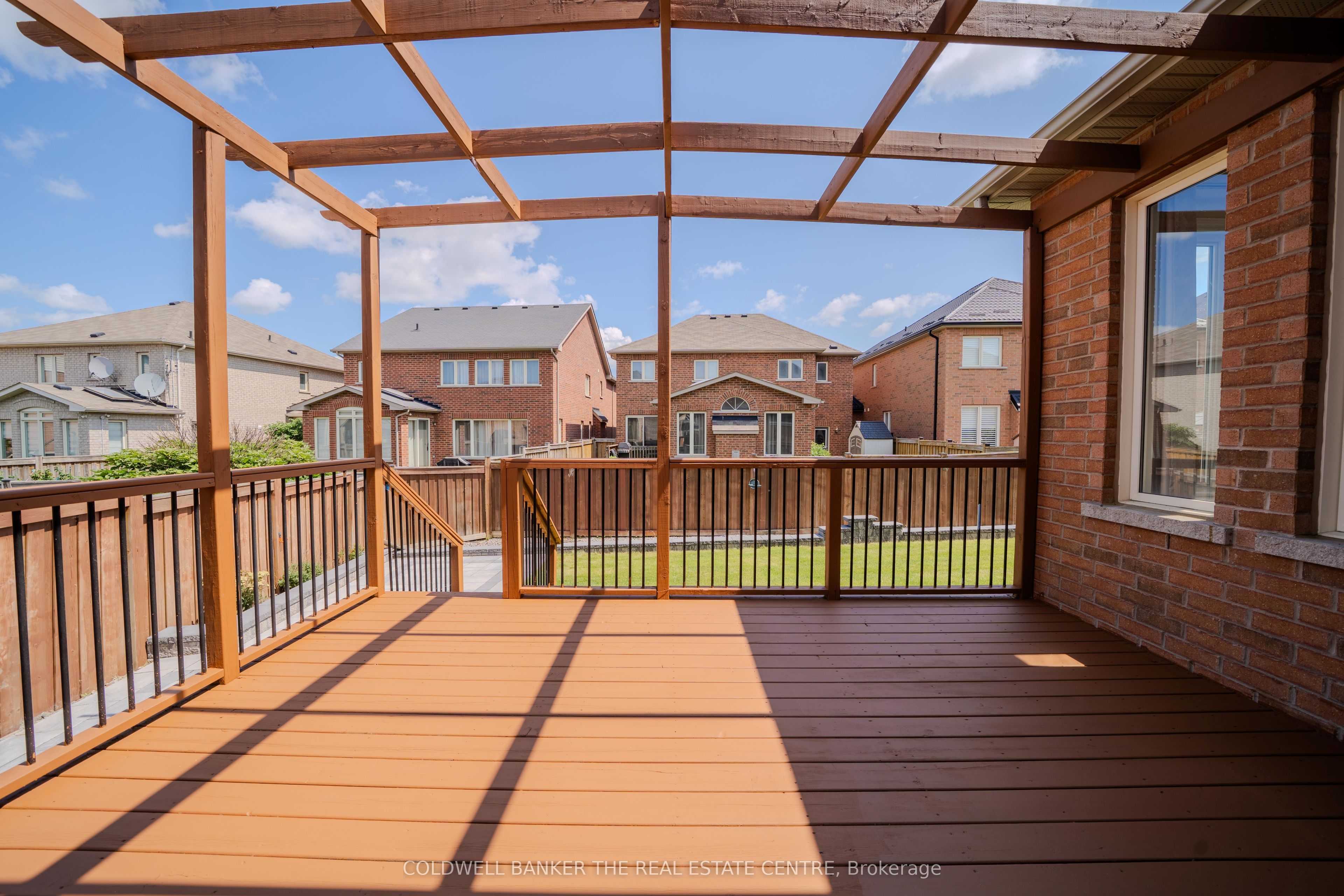 15 Military Court Property Photo 45