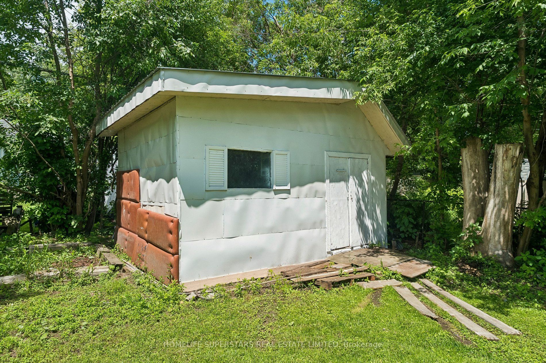 139 Cooks Bay Drive Property Photo 28