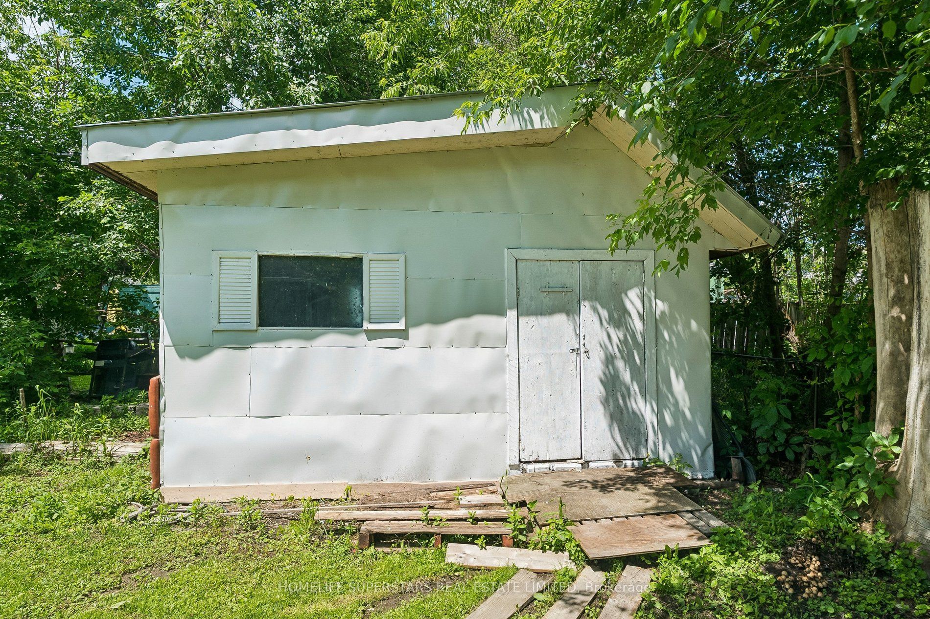 139 Cooks Bay Drive Property Photo 29