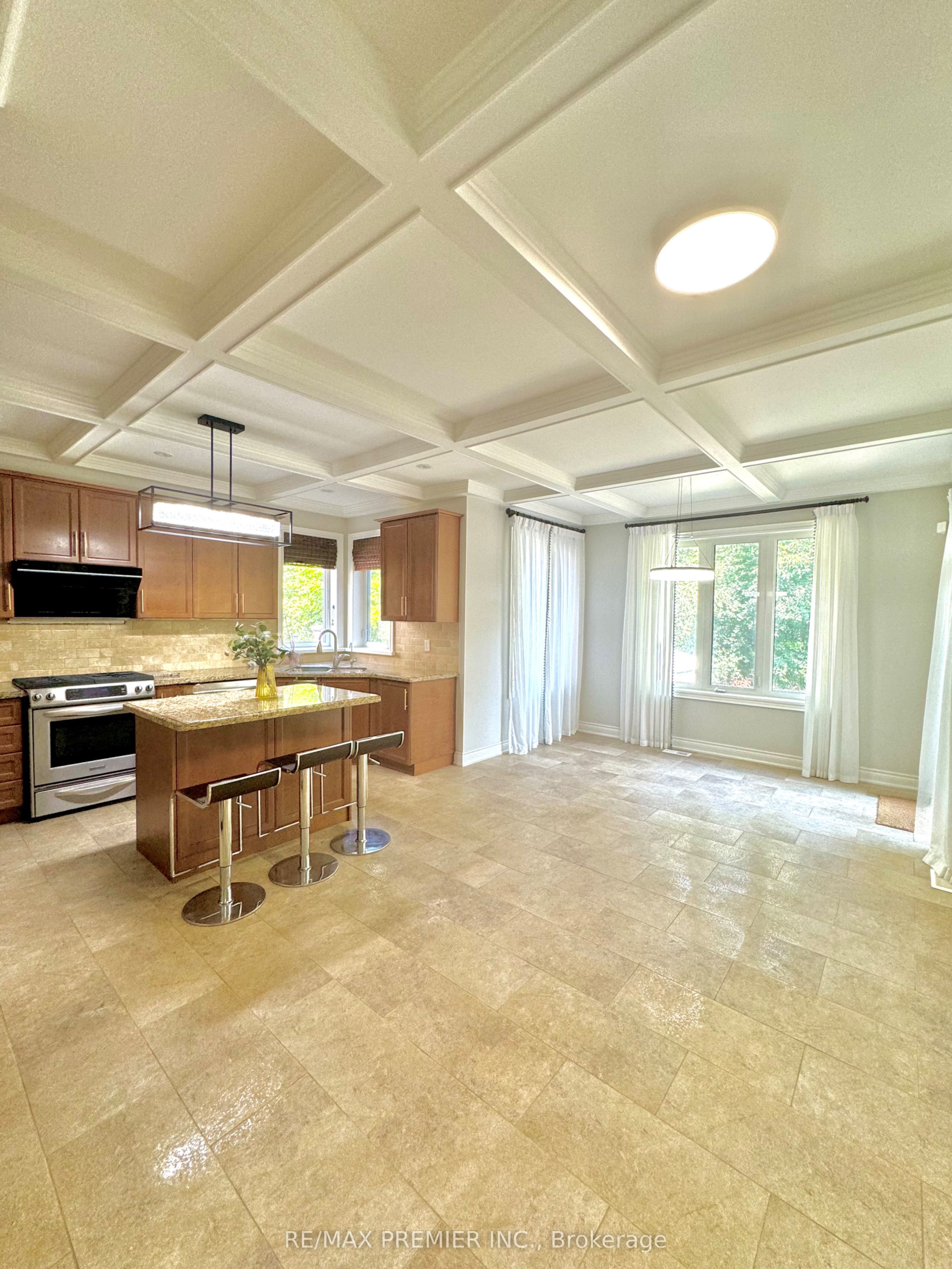 67 Cappella Drive Property Photo 2