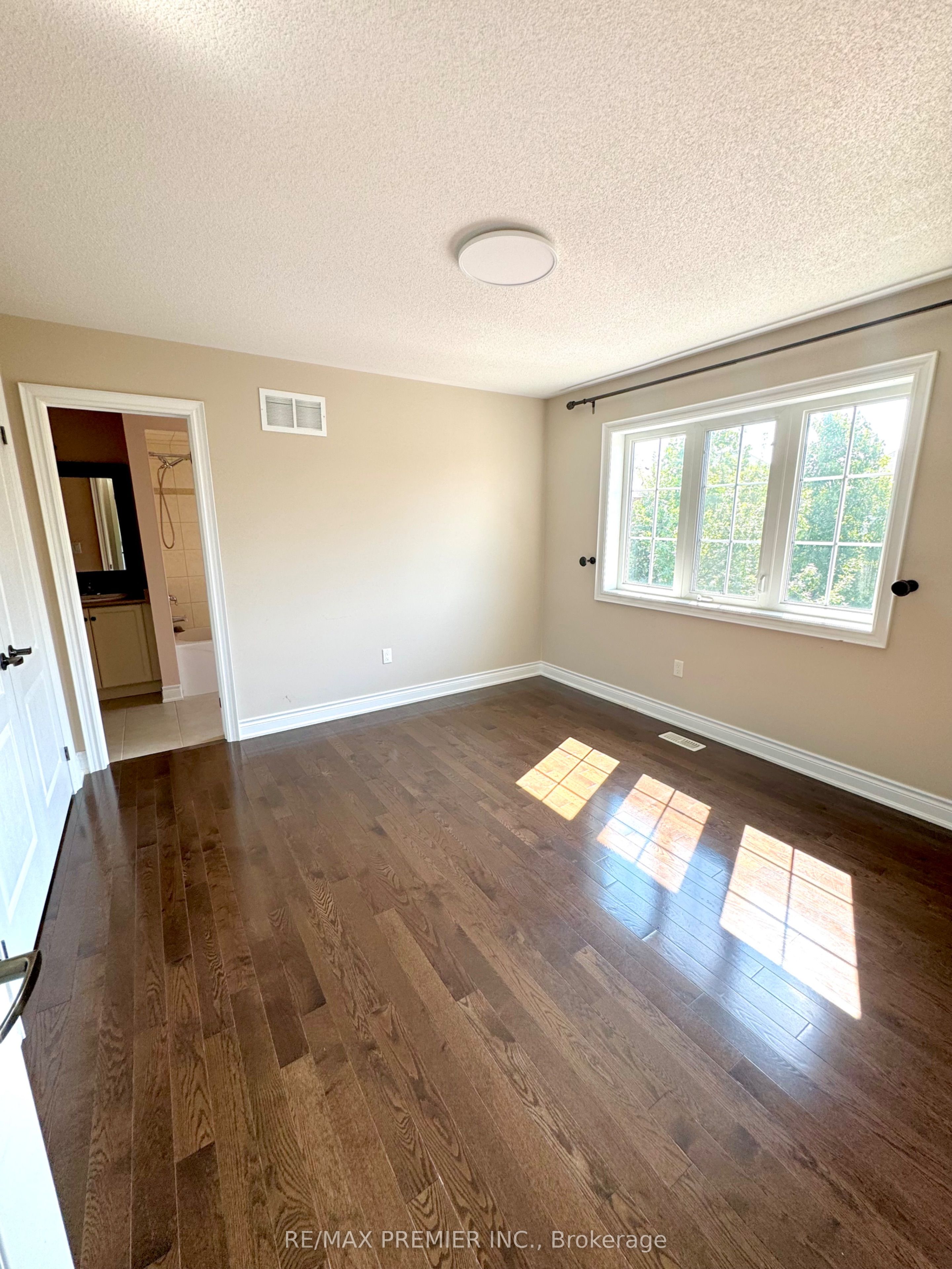 67 Cappella Drive Property Photo 13