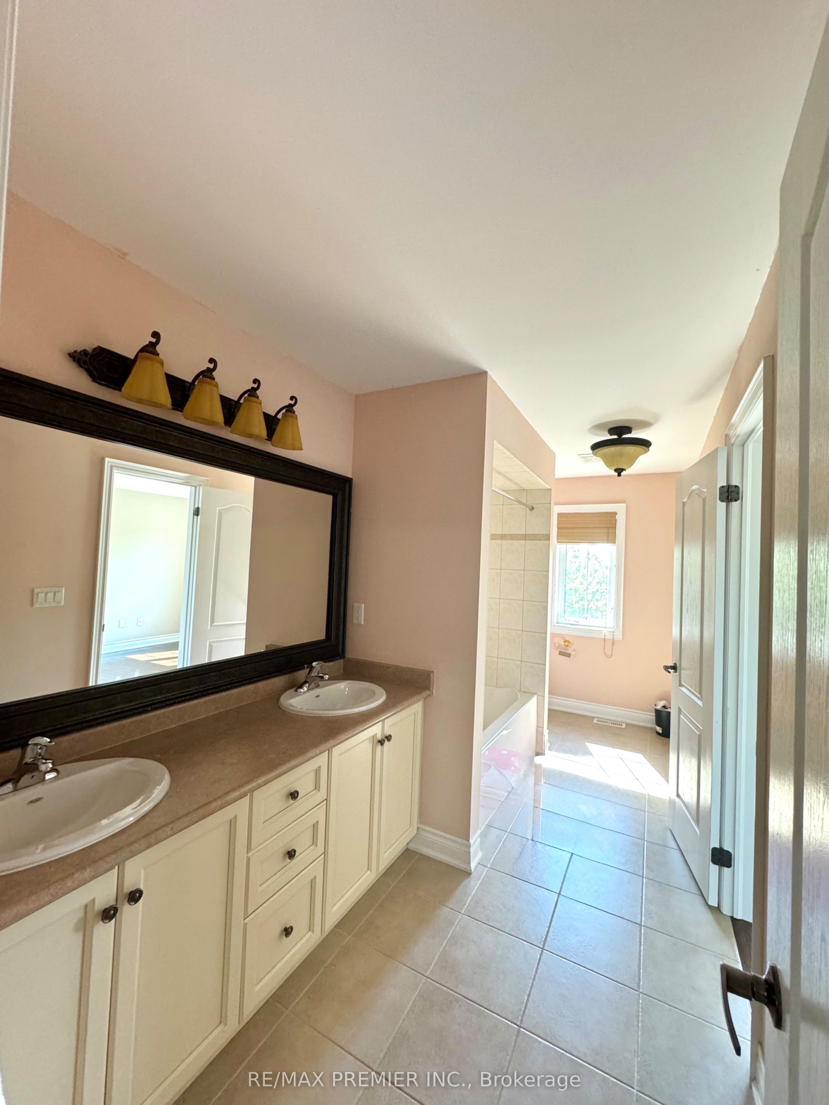 67 Cappella Drive Property Photo 14