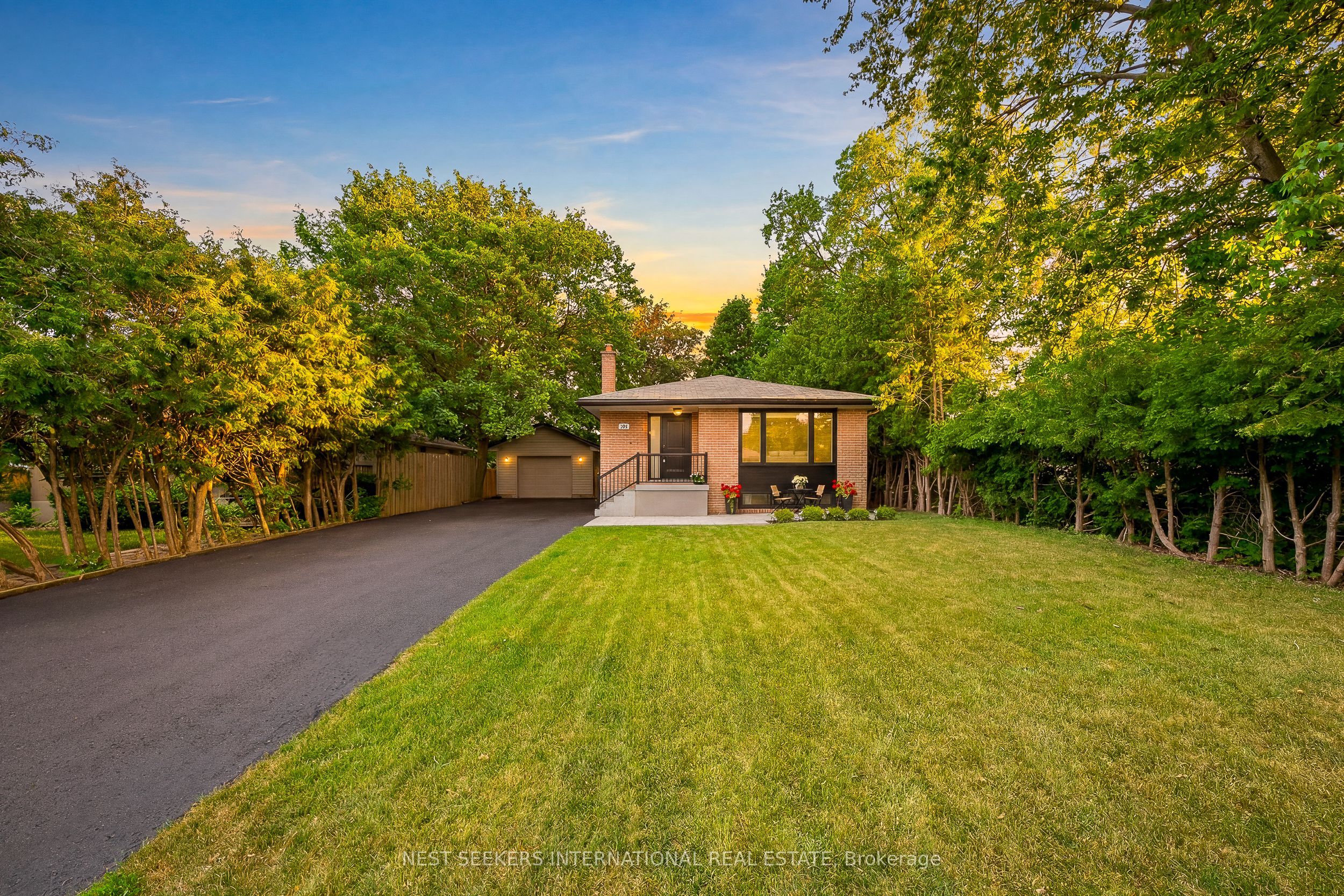 67 Foreht Crescent Property Photo 2