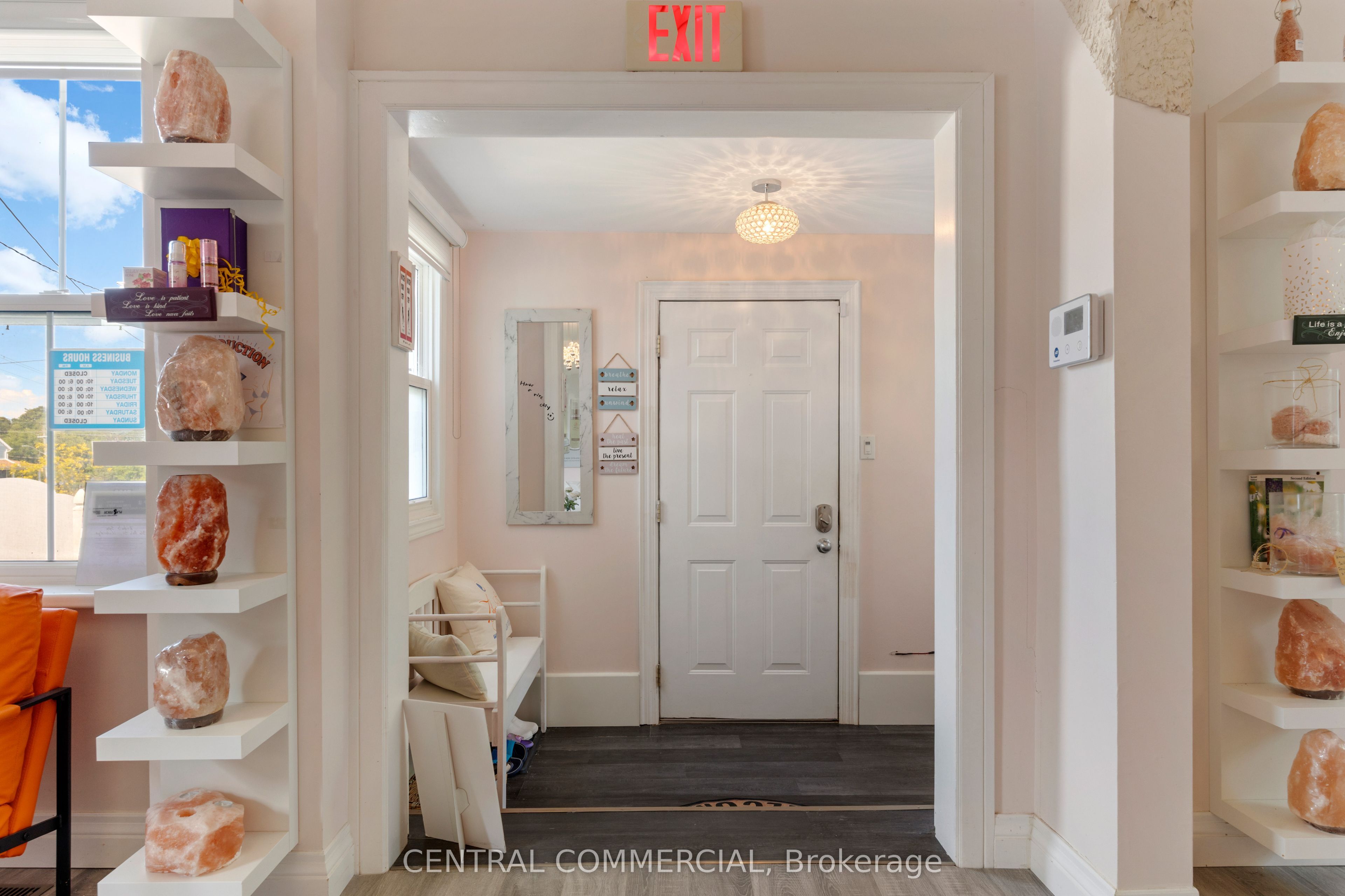 36 Ash Street Property Photo 6