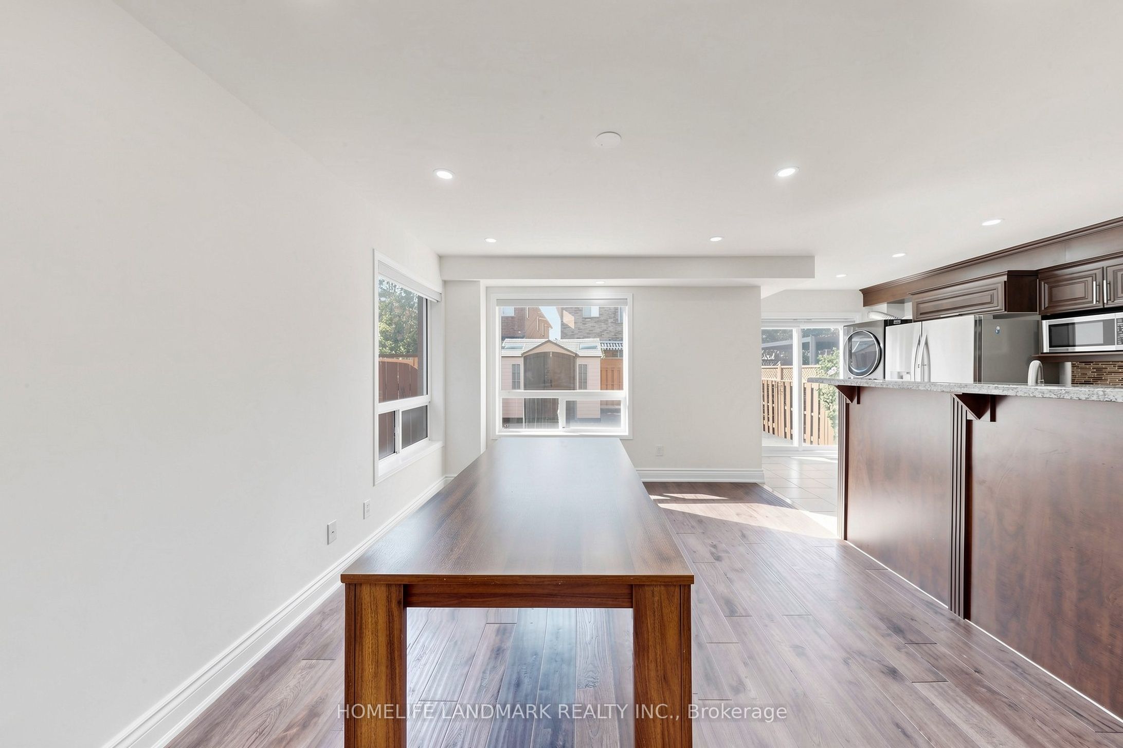 199 Purcell Crescent Property Photo 15