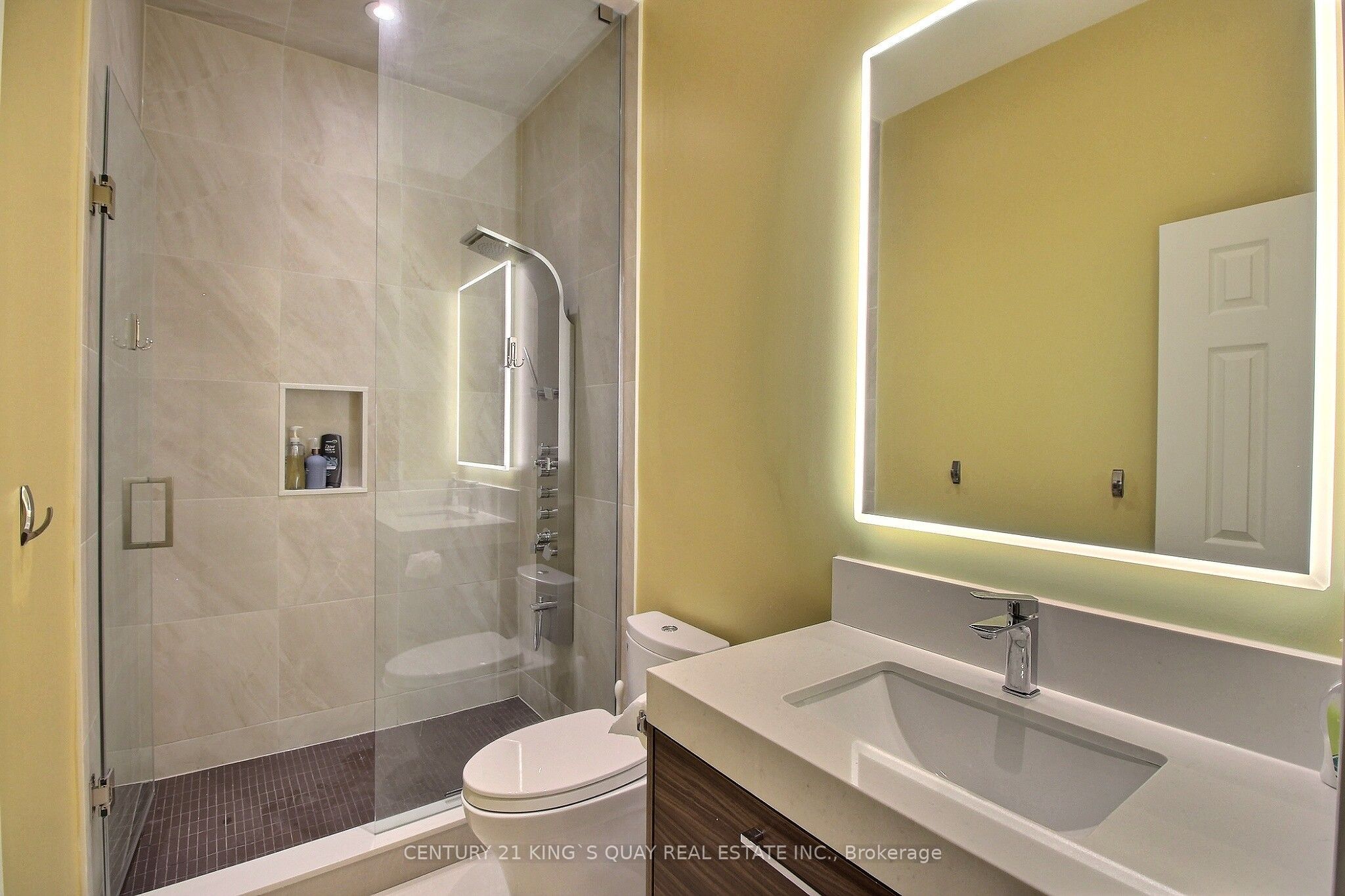 10 Coakwell Drive Property Photo 9