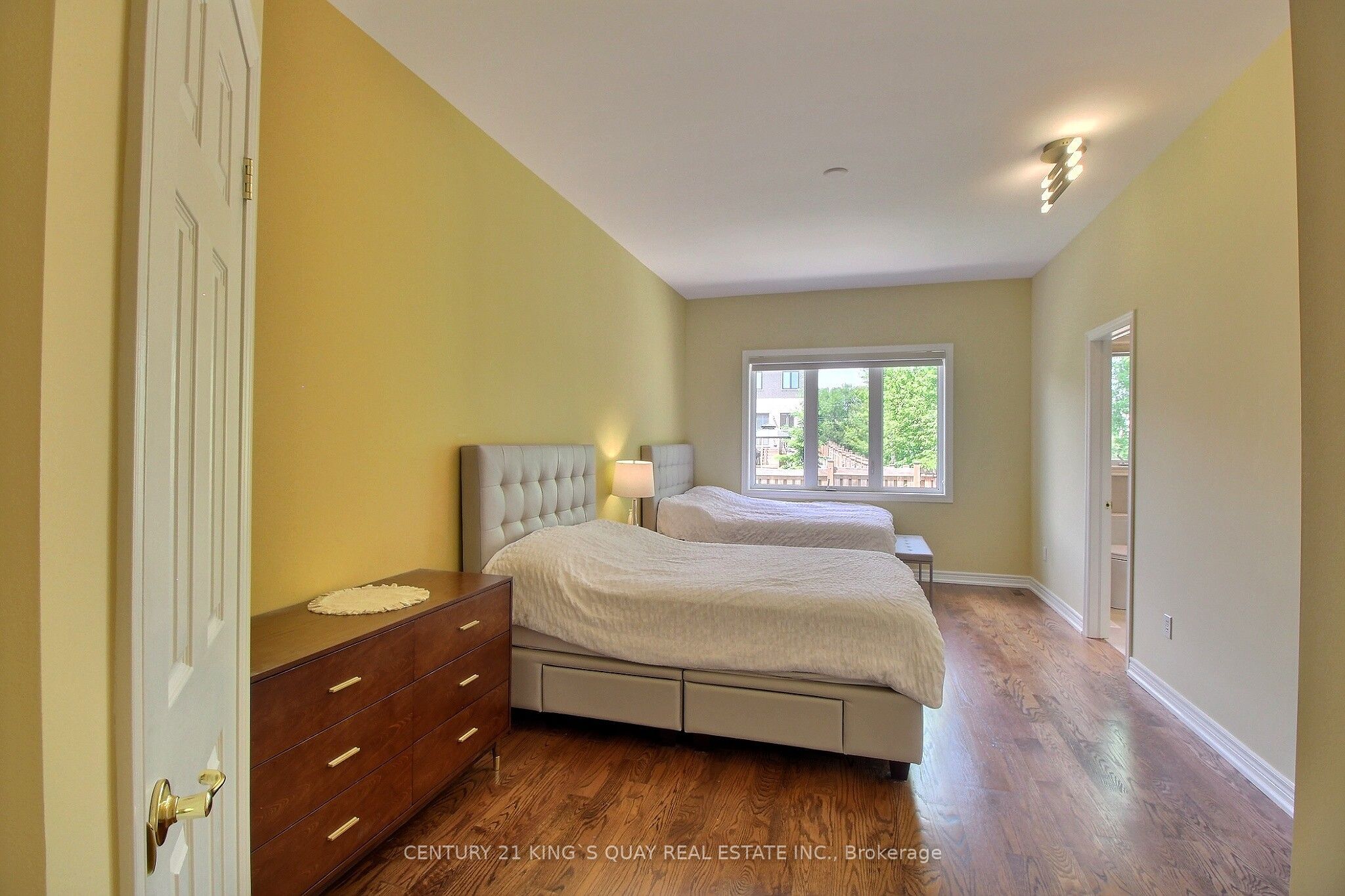 10 Coakwell Drive Property Photo 14