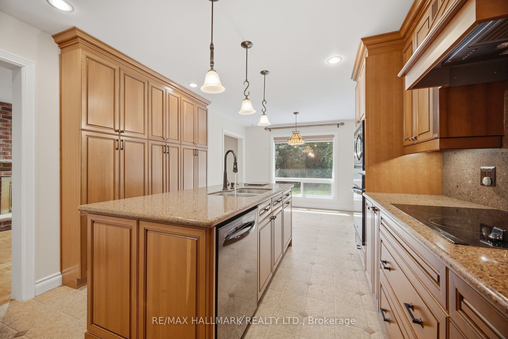 10 Hiram Road Property Photo 13