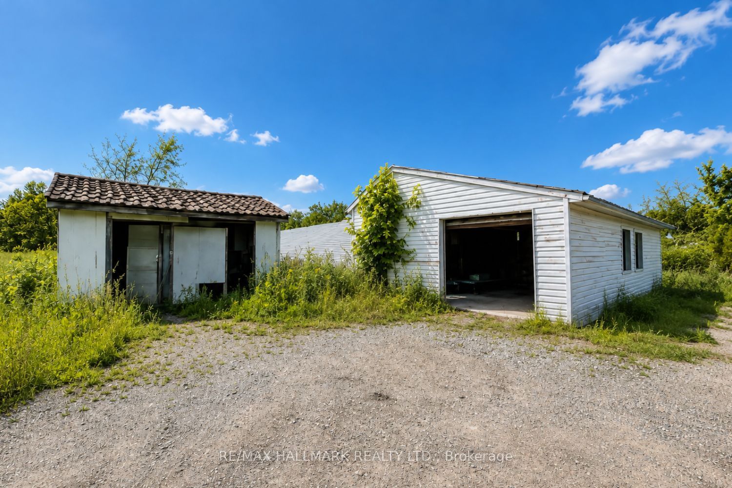 21576 Mccowan Road Property Photo 6