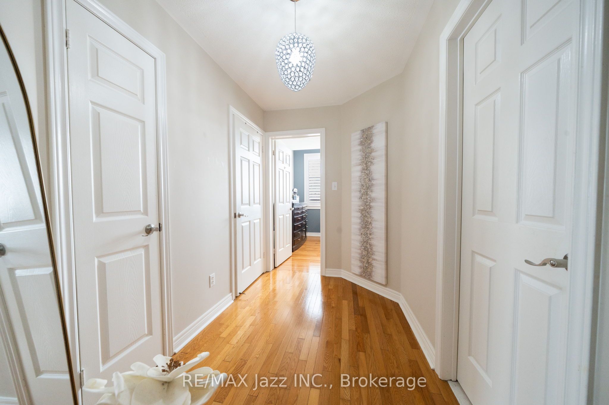 550 Bert Budd Avenue Property Photo 22