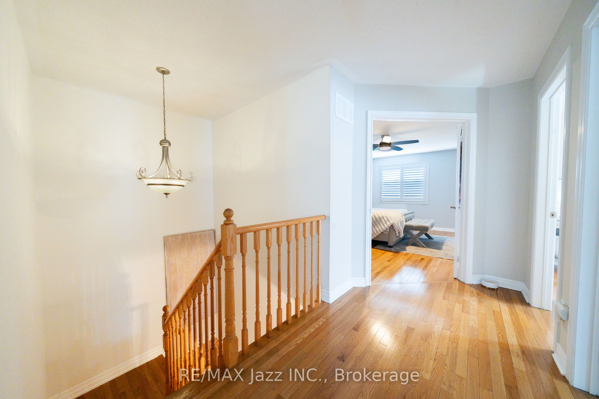 550 Bert Budd Avenue Property Photo 28