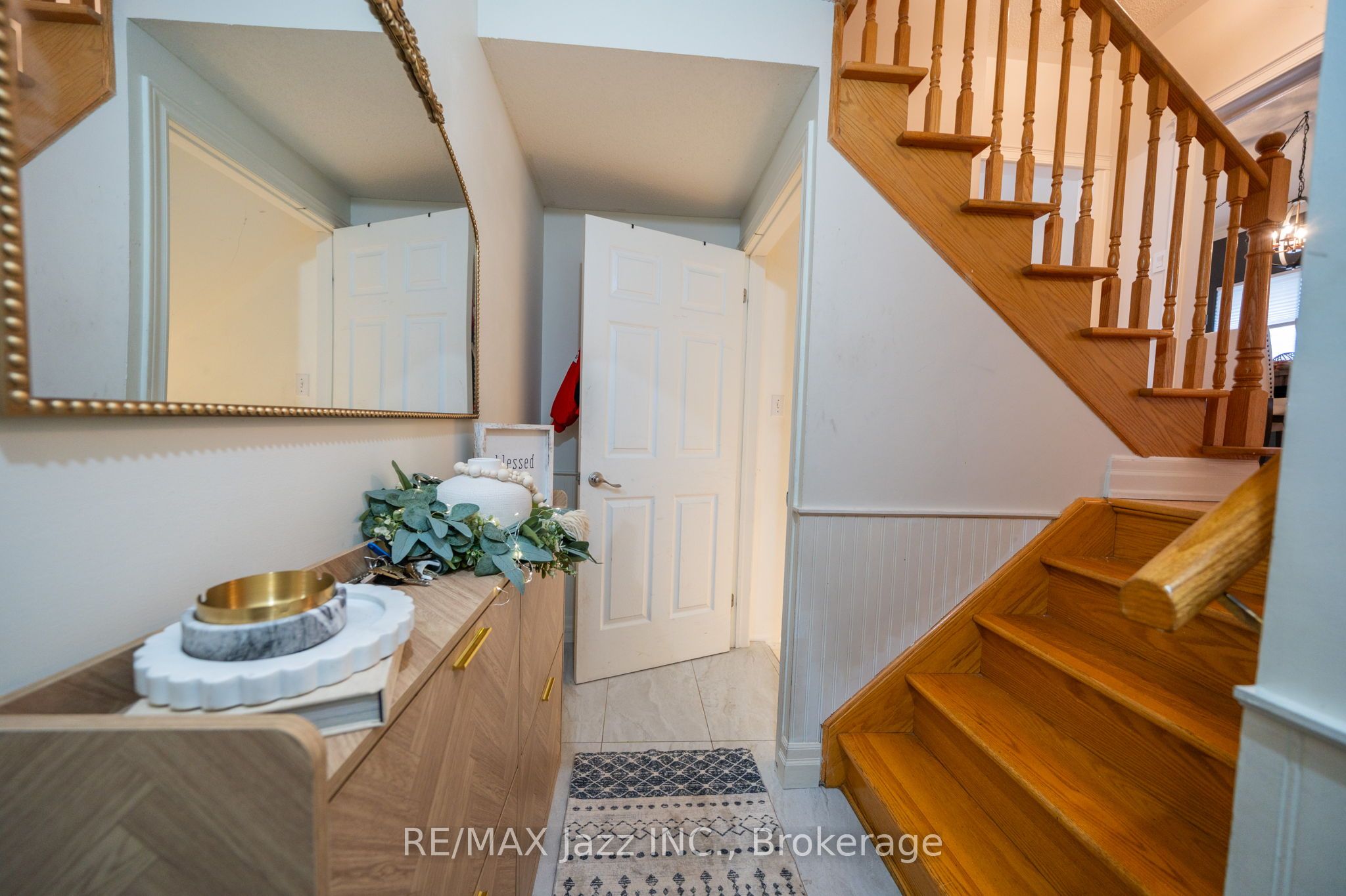 550 Bert Budd Avenue Property Photo 37