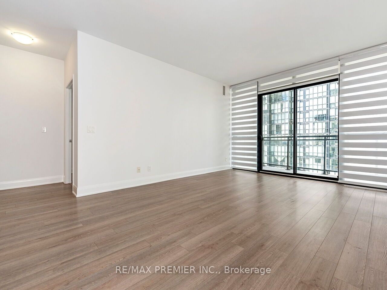 2900 Highway 7 1706 Property Photo 23