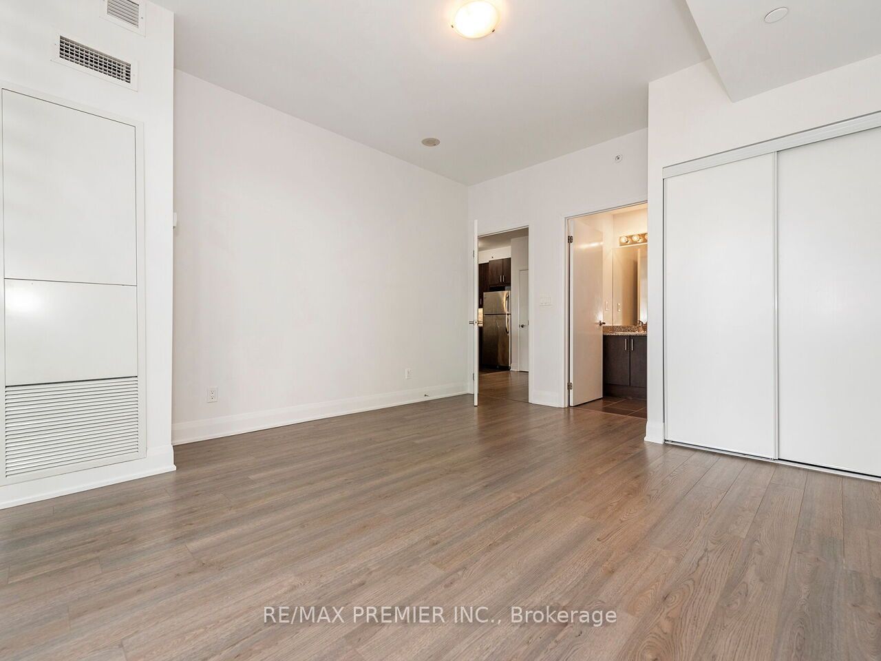 2900 Highway 7 1706 Property Photo 28