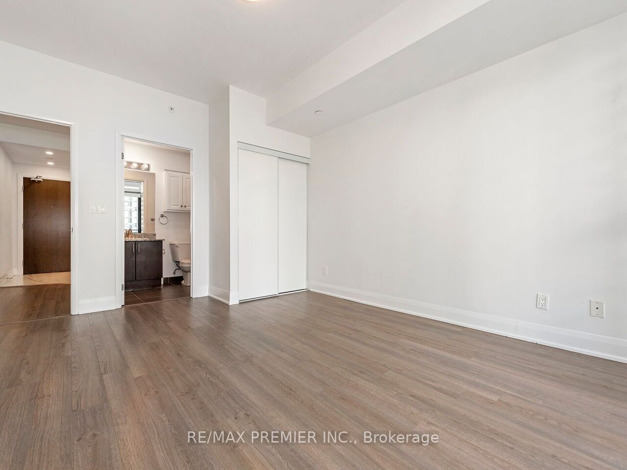2900 Highway 7 1706 Property Photo 29