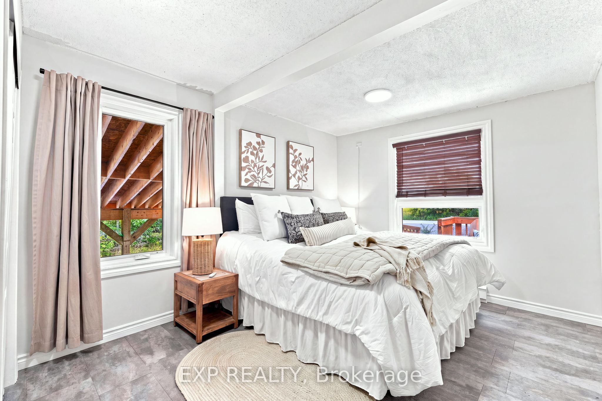26002 Mccowan Road Property Photo 15