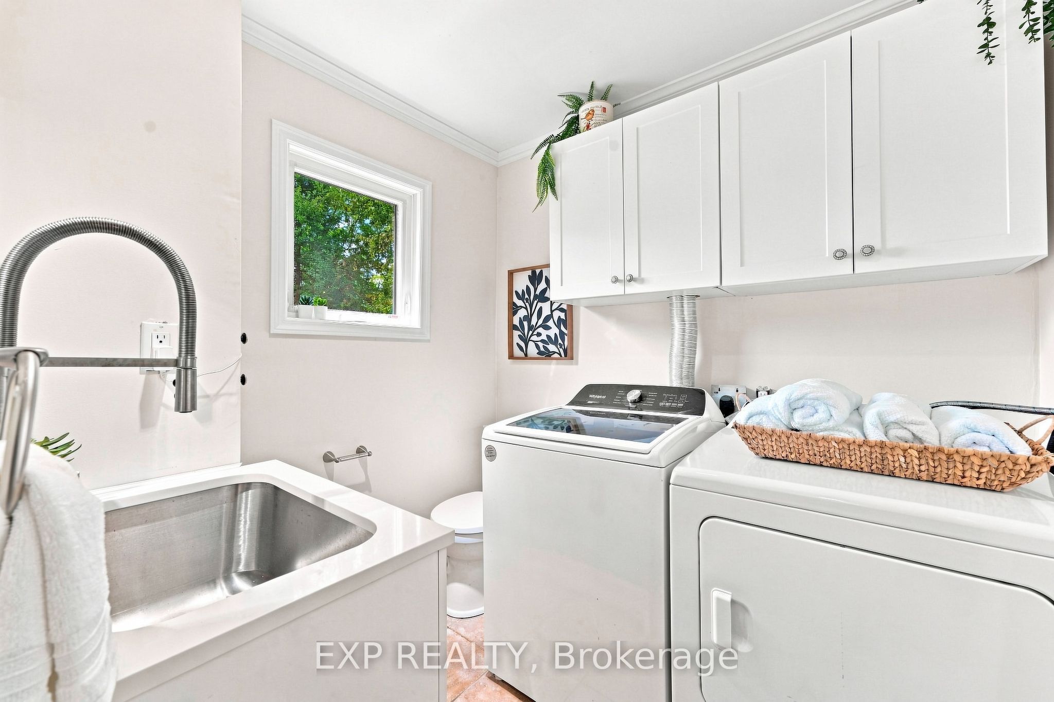 26002 Mccowan Road Property Photo 19