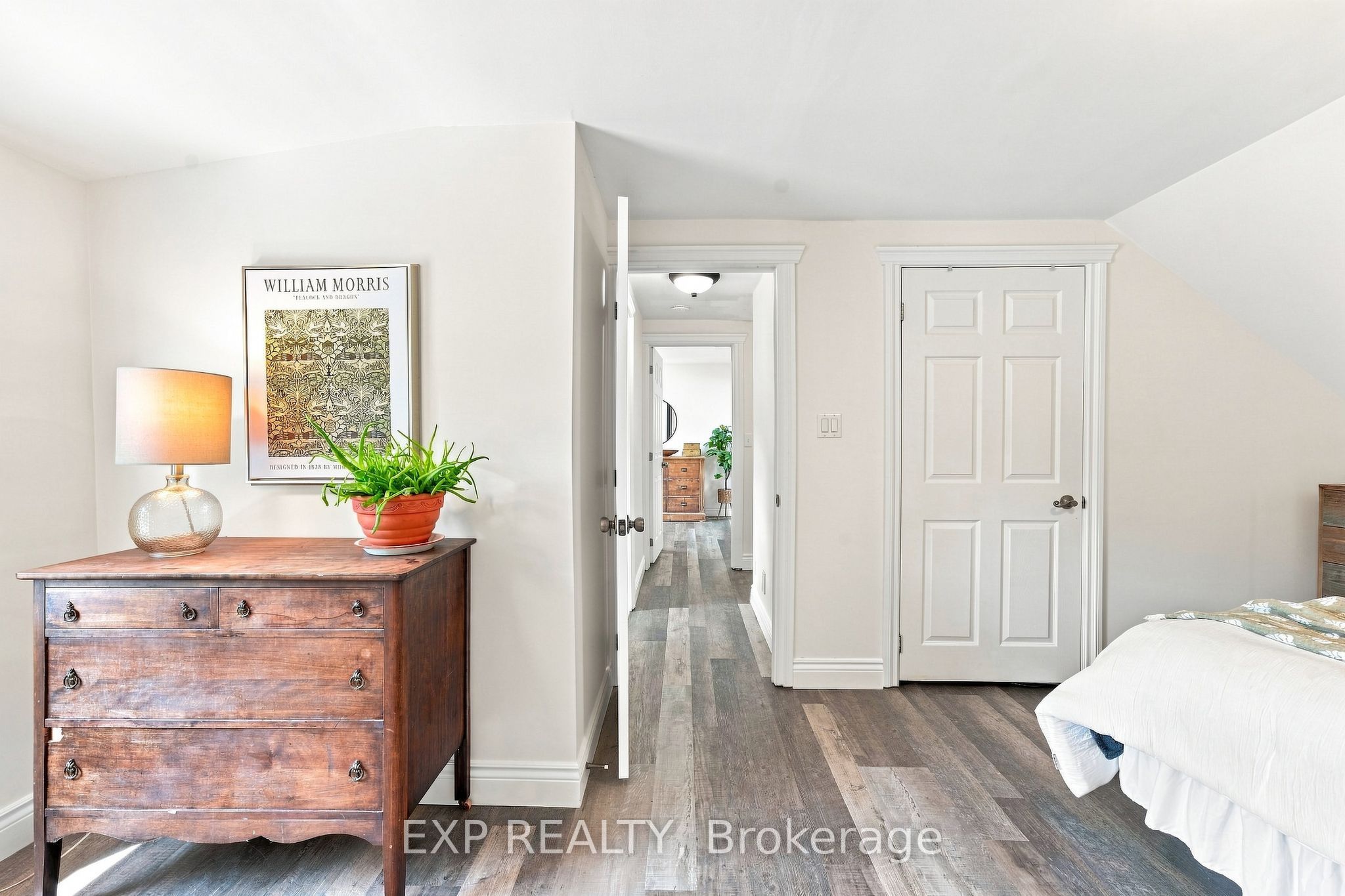 26002 Mccowan Road Property Photo 25