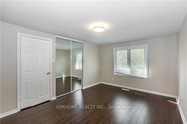 34 Hagerman Boulevard Property Photo 12