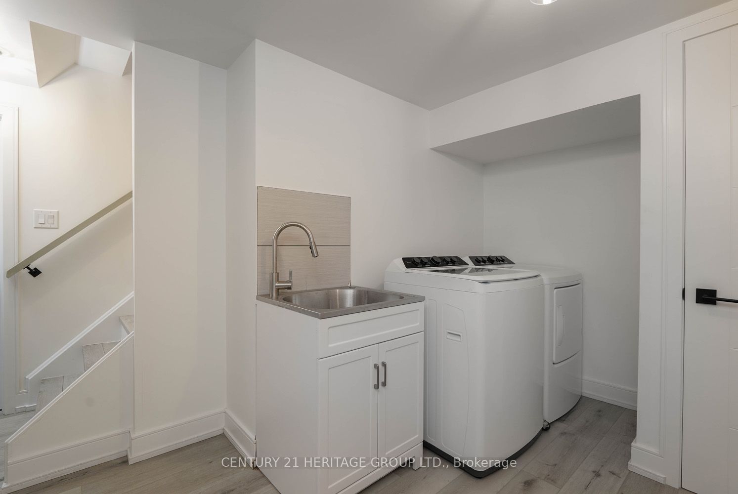 45 William Street Property Photo 31