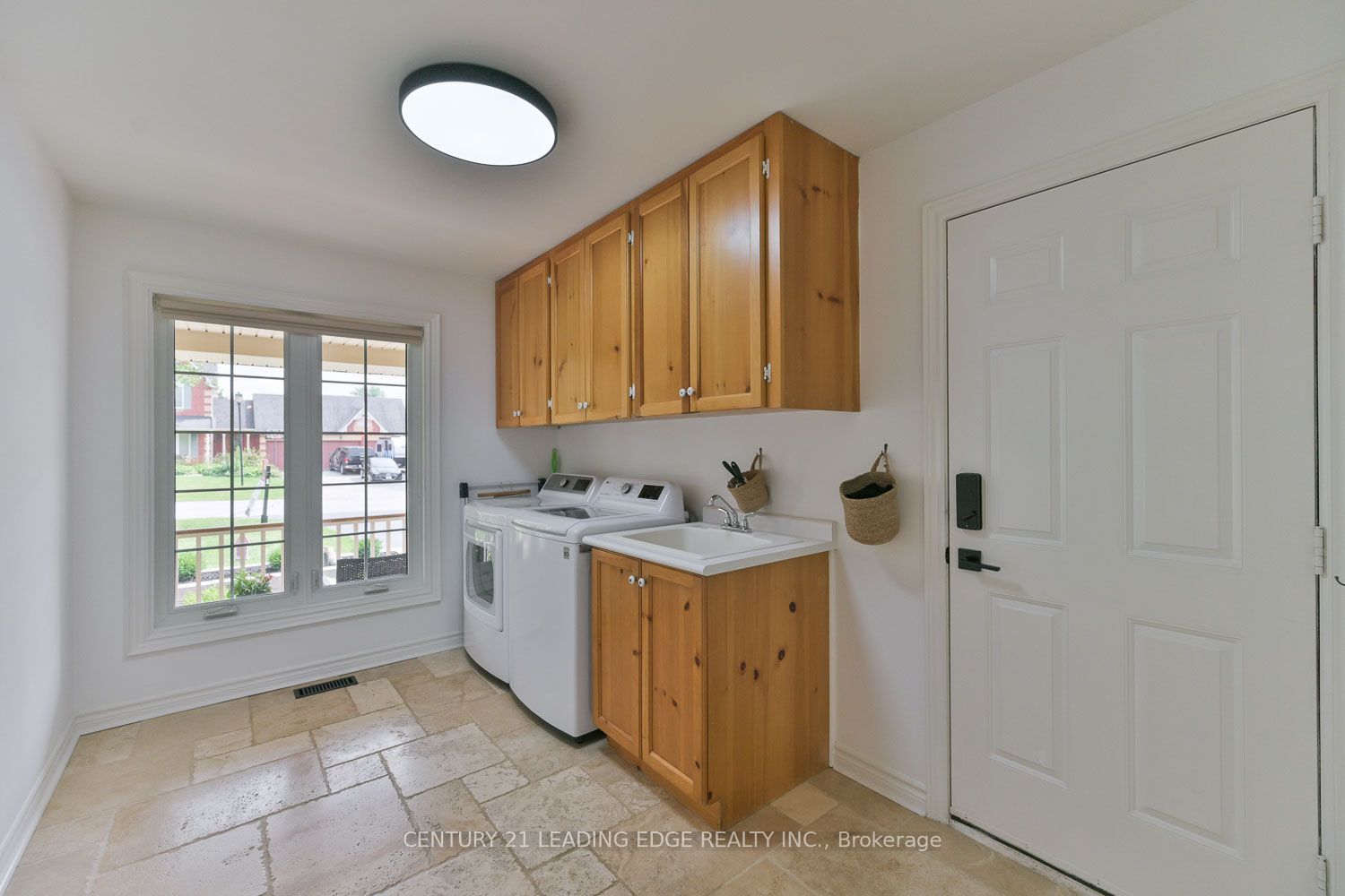 12 Taylor Drive Property Photo 20