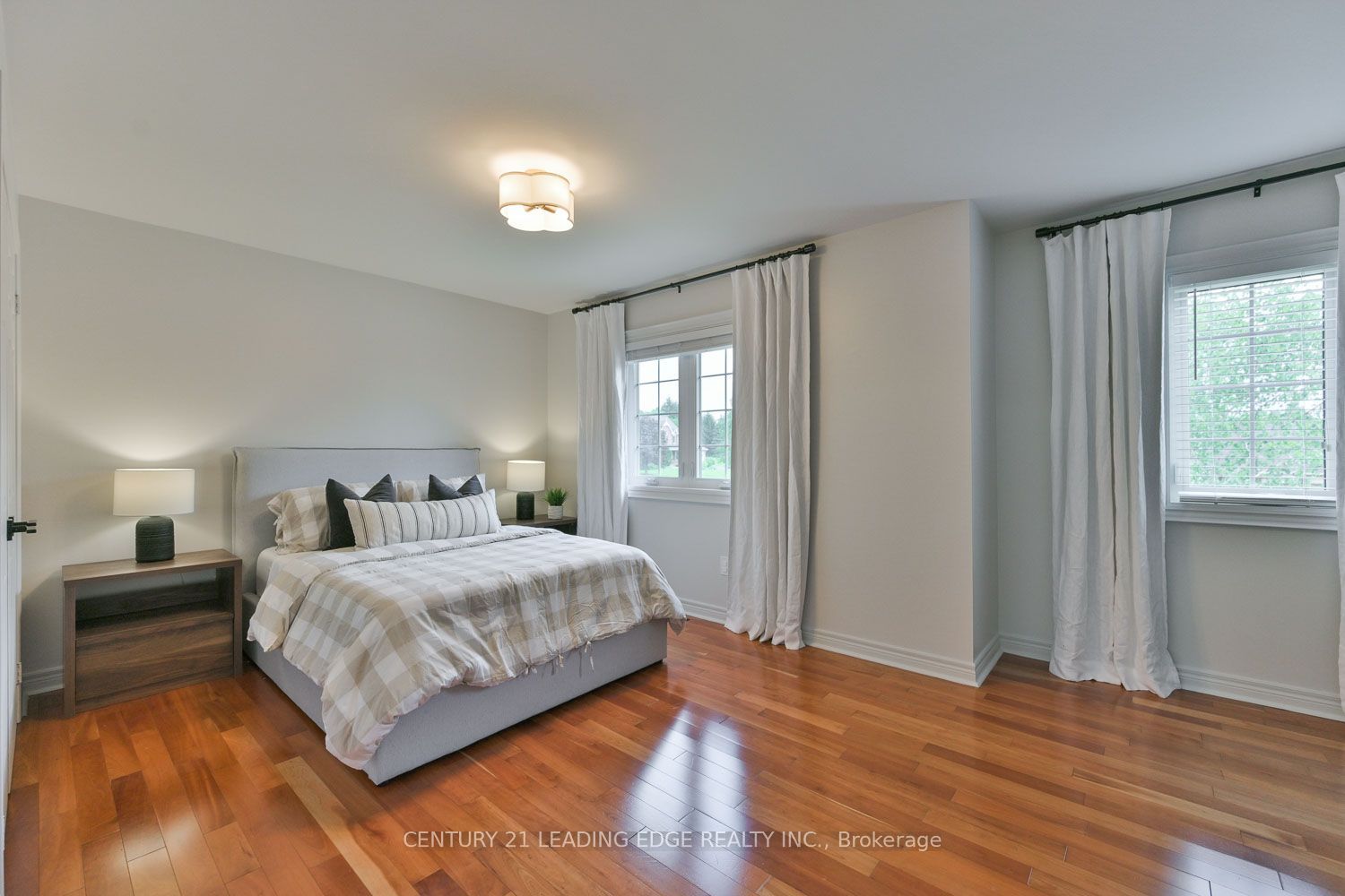 12 Taylor Drive Property Photo 27