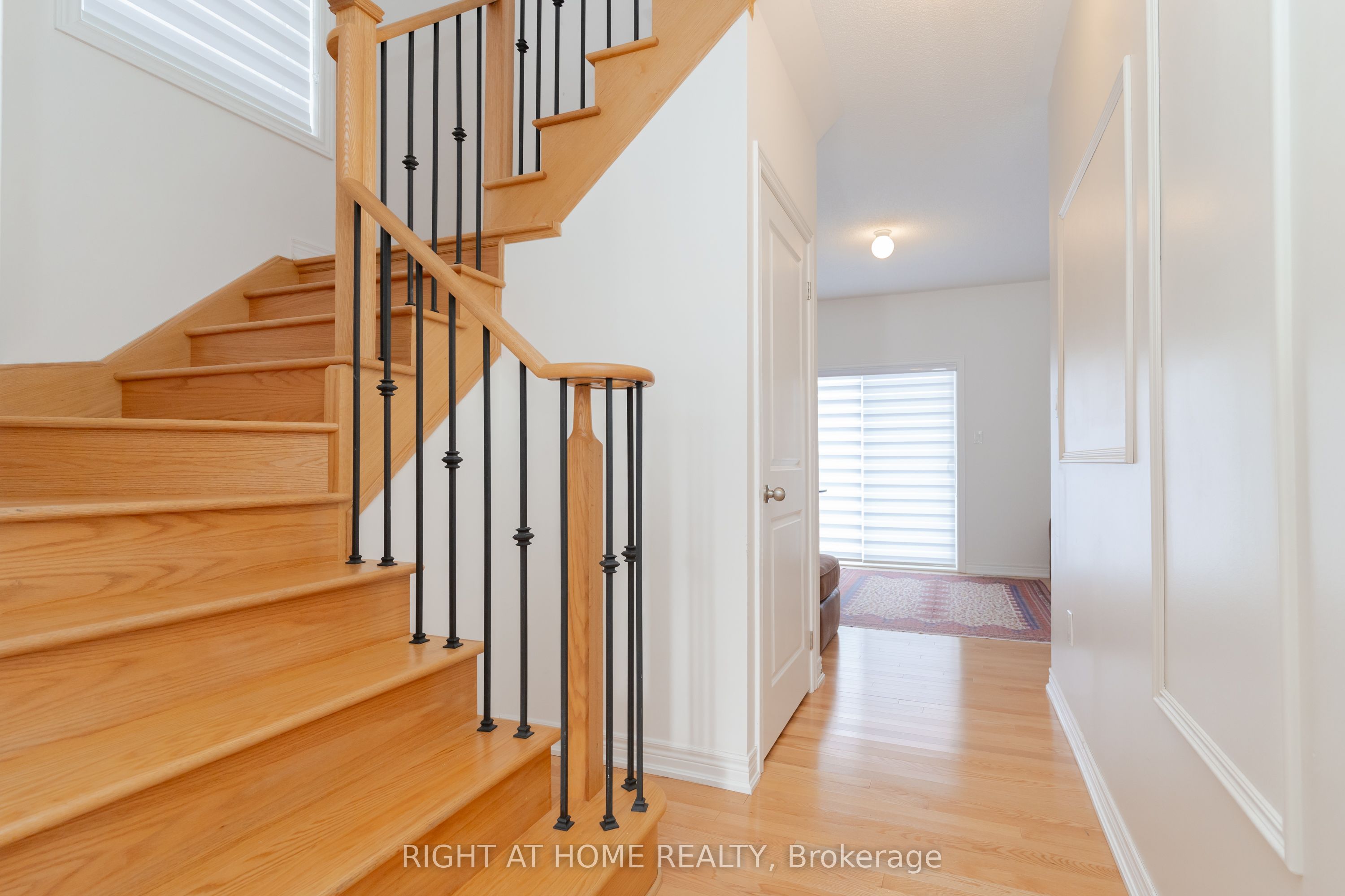 12 Globemaster Lane Property Photo 5
