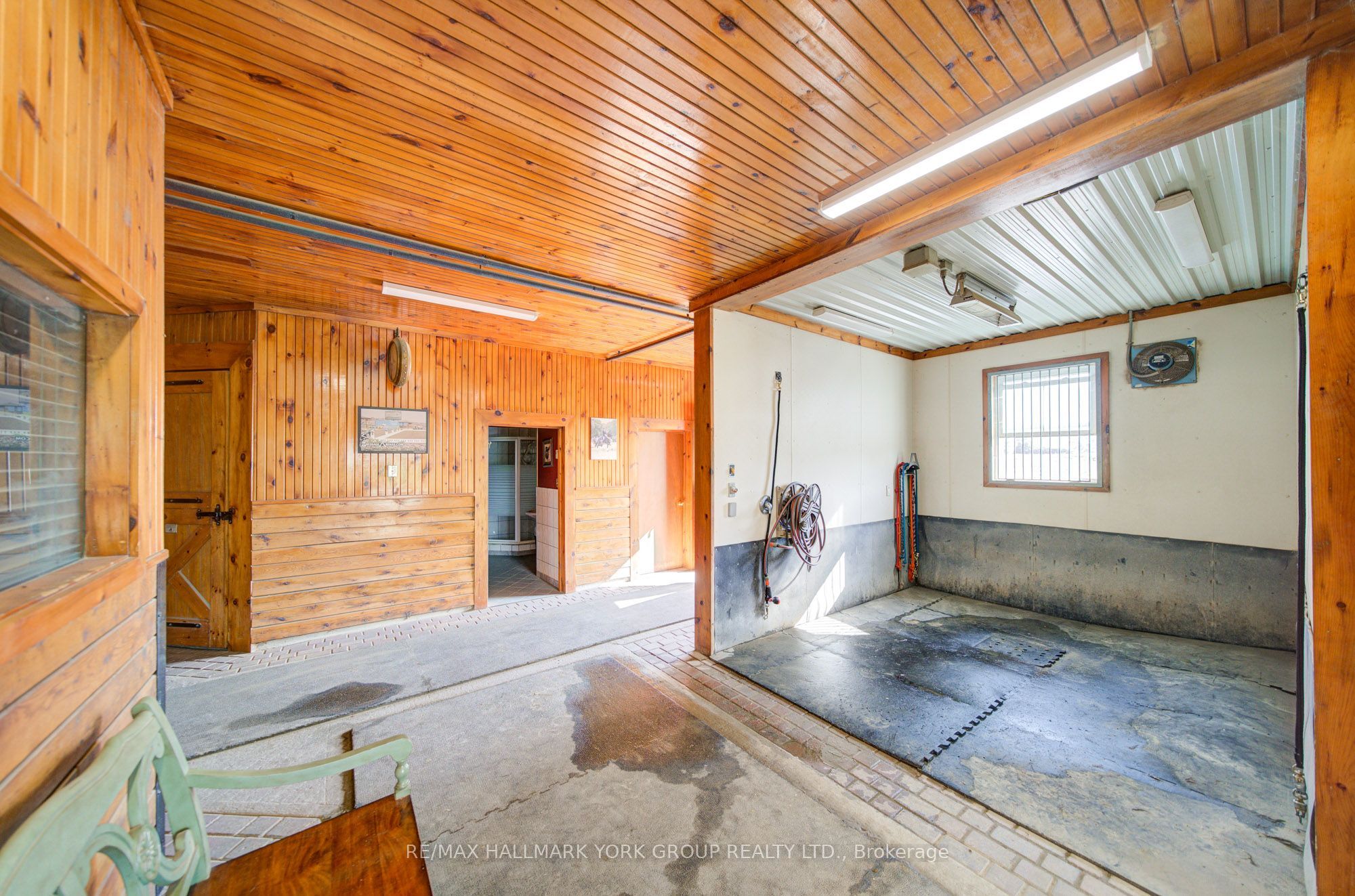 16979 Ninth Line Property Photo 21