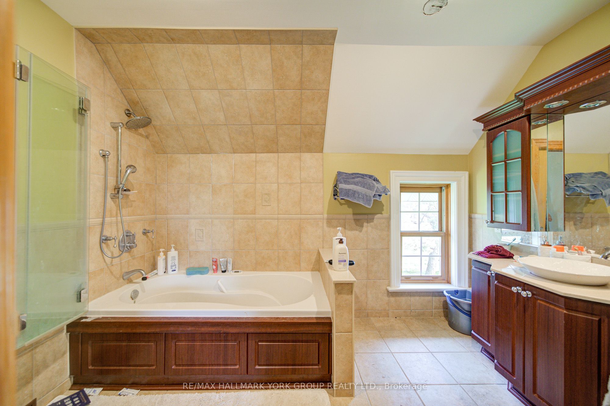 16979 Ninth Line Property Photo 37