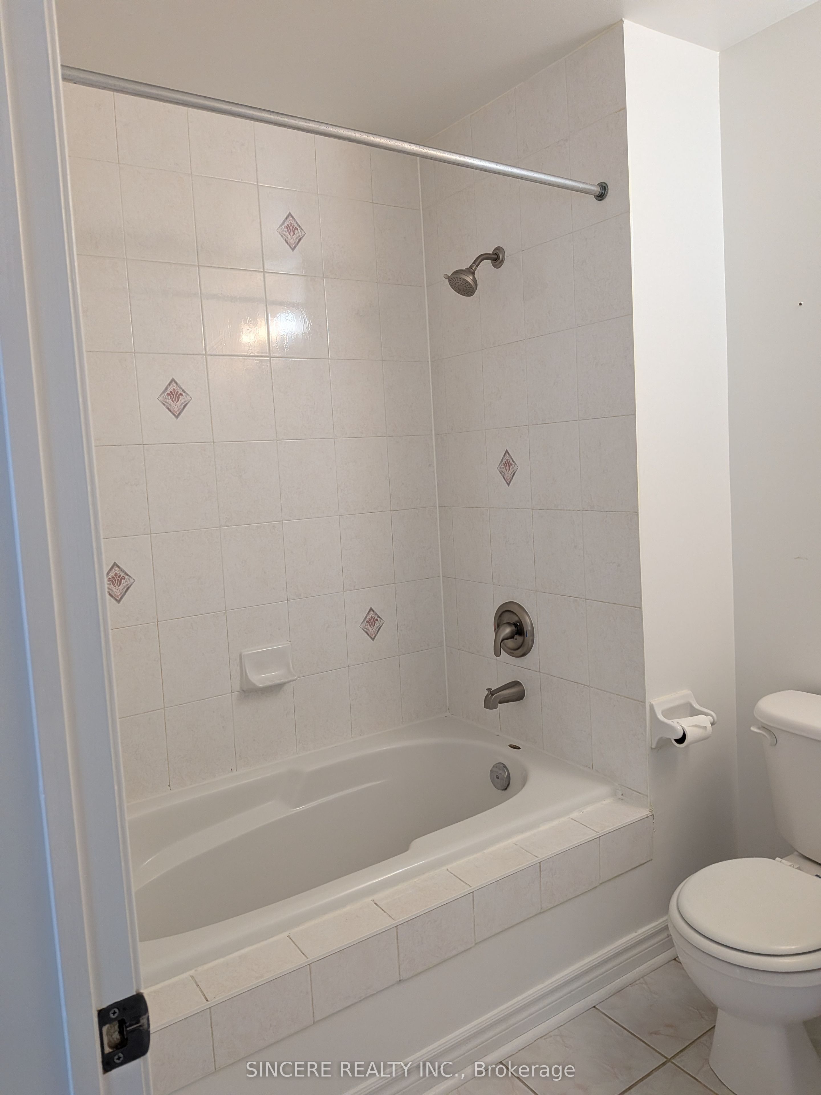 20 St Moritz Way 17 Property Photo 11