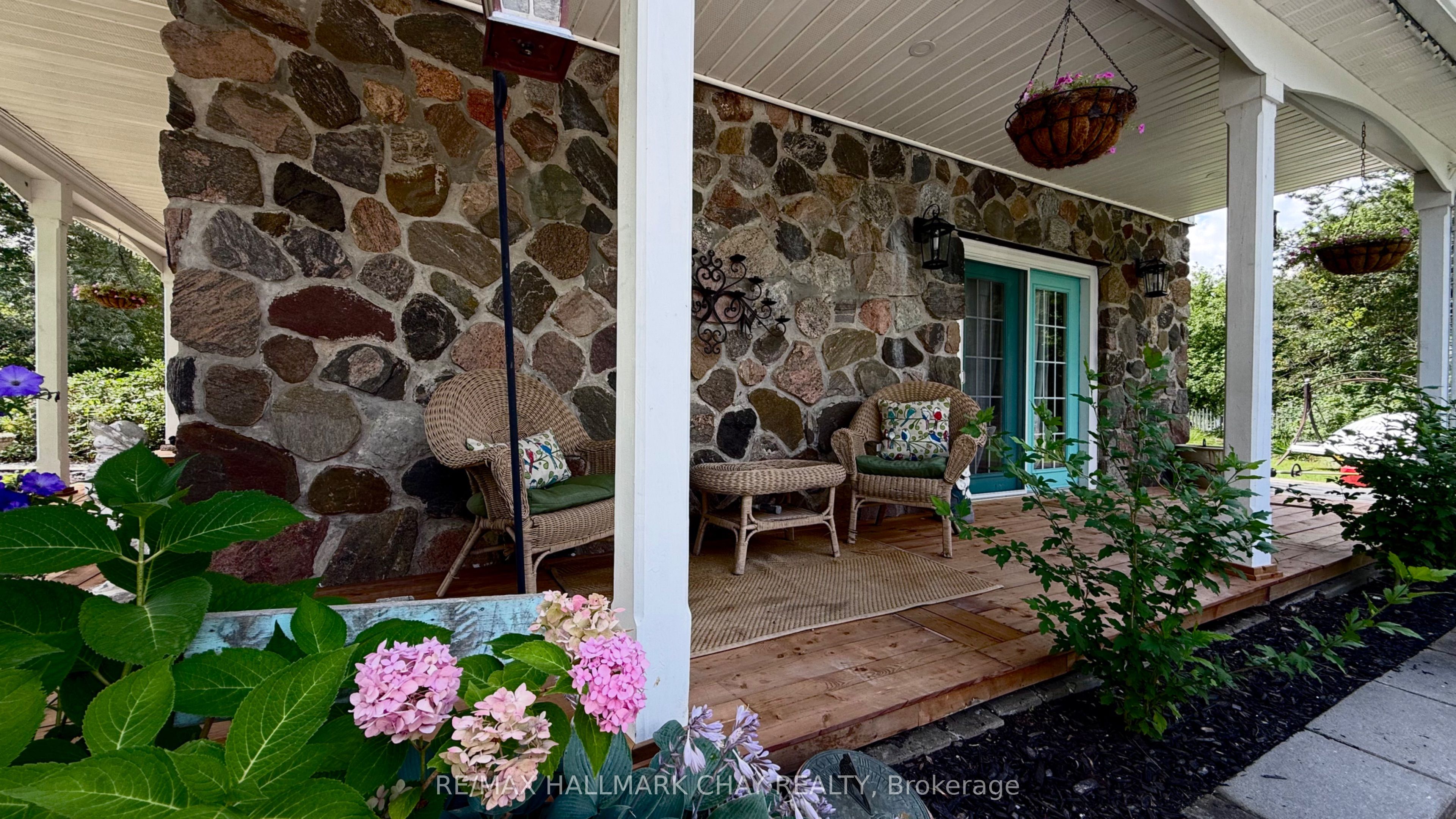 2230 Spring Street Property Photo 2