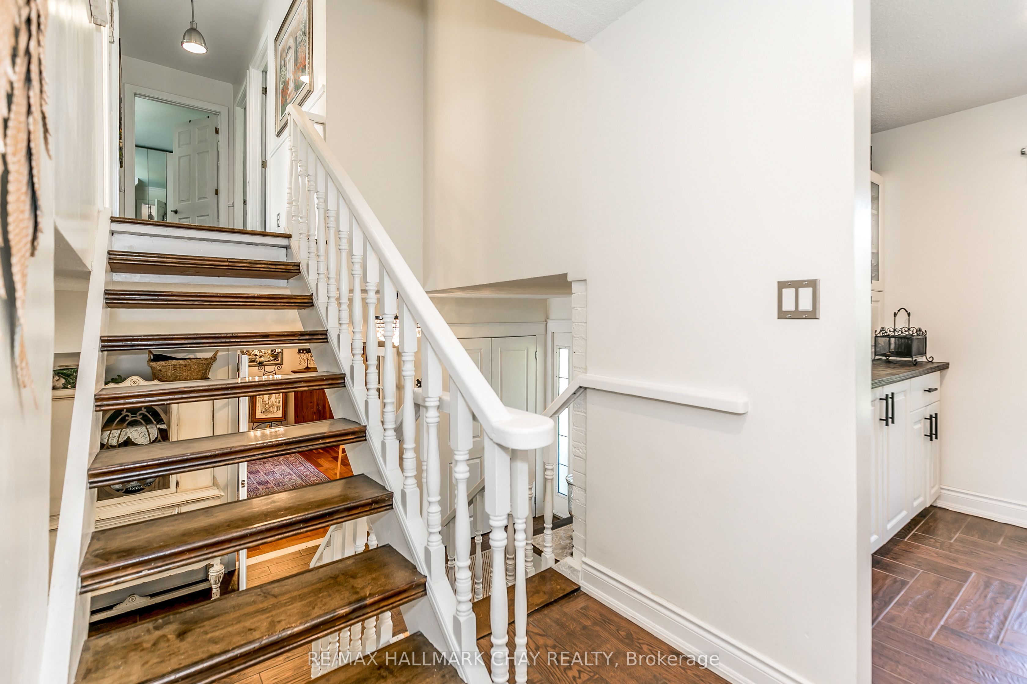 2230 Spring Street Property Photo 6