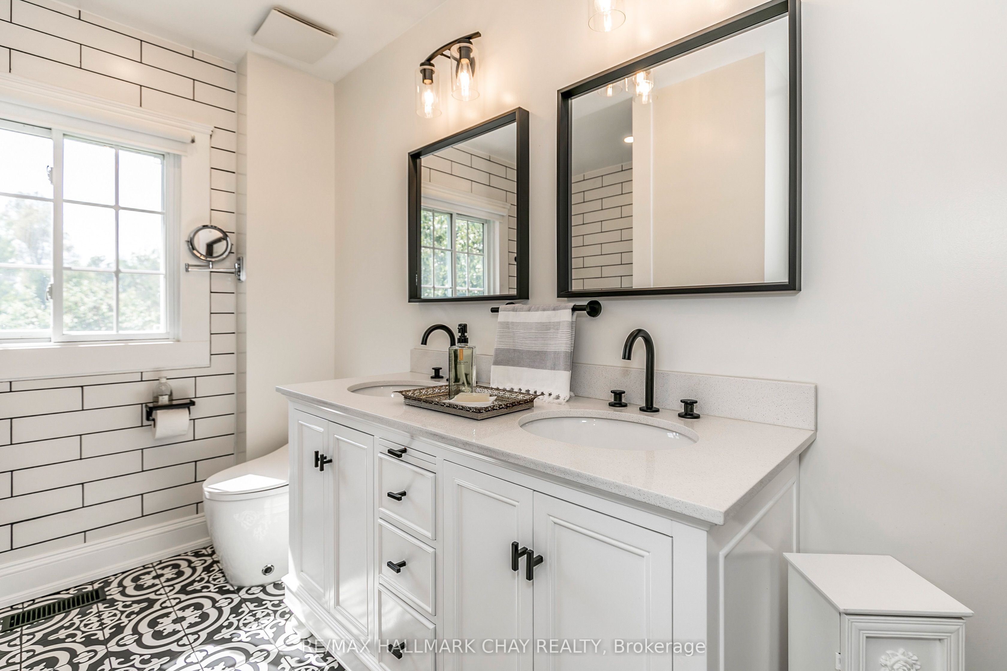 2230 Spring Street Property Photo 42