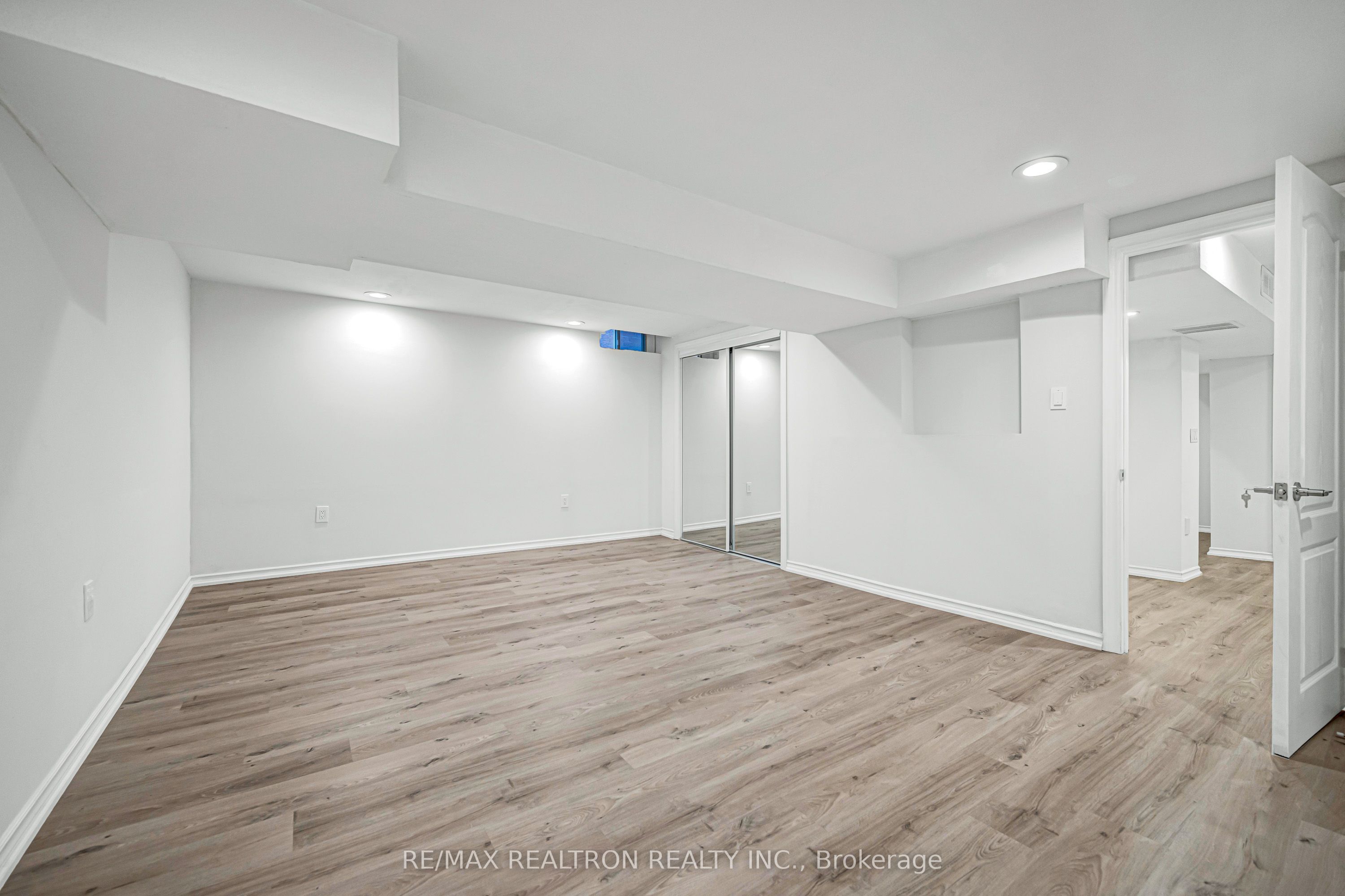 120 Brookmill Drive Property Photo 40