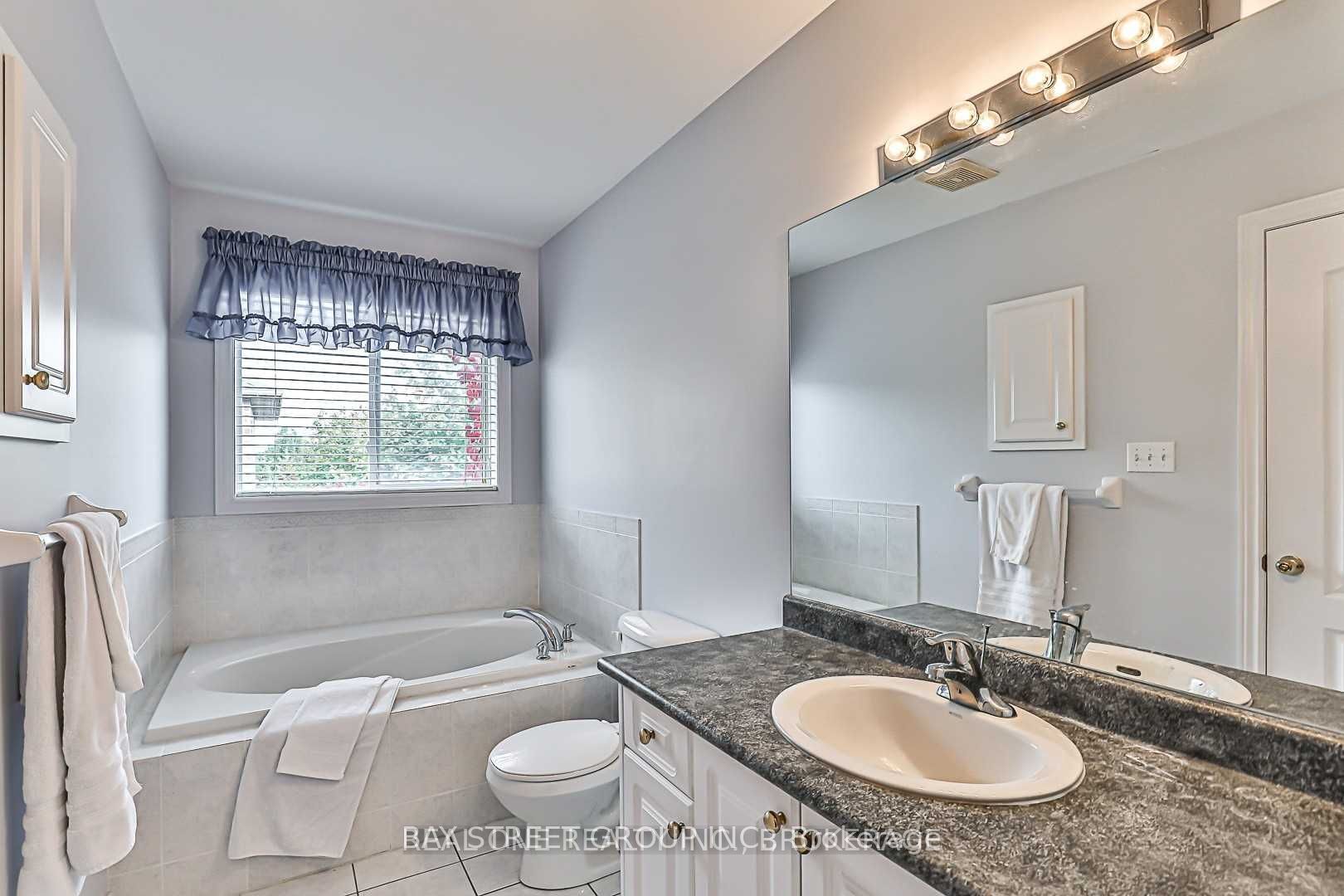 523 Ainsworth Drive Property Photo 20