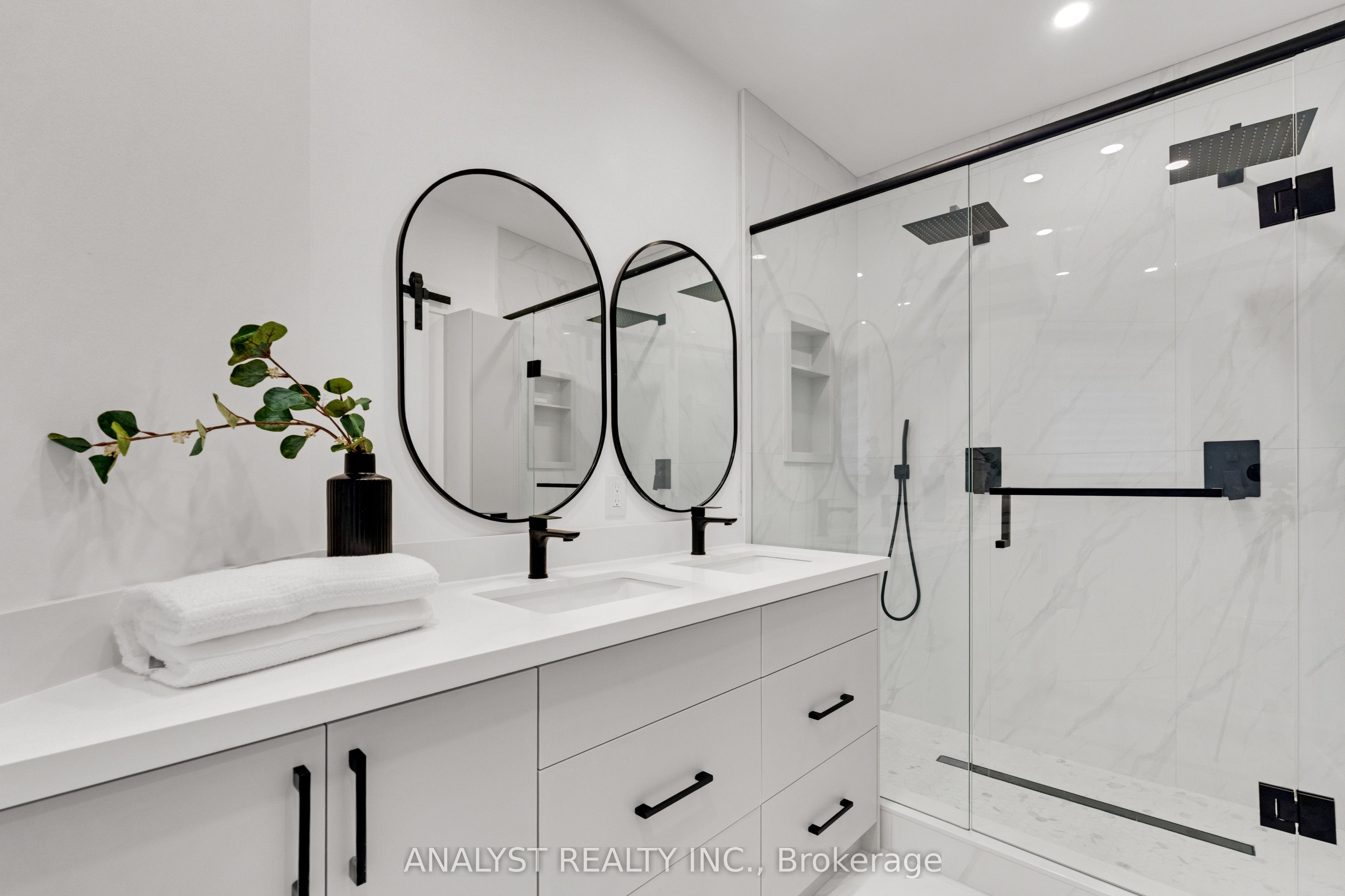 36 Norman Avenue Property Photo 15