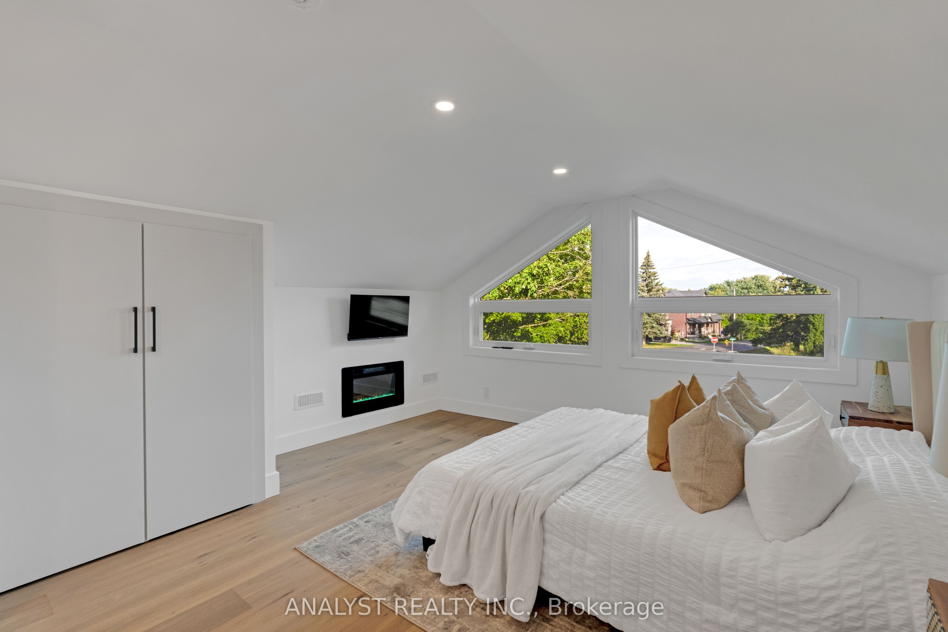 36 Norman Avenue Property Photo 20